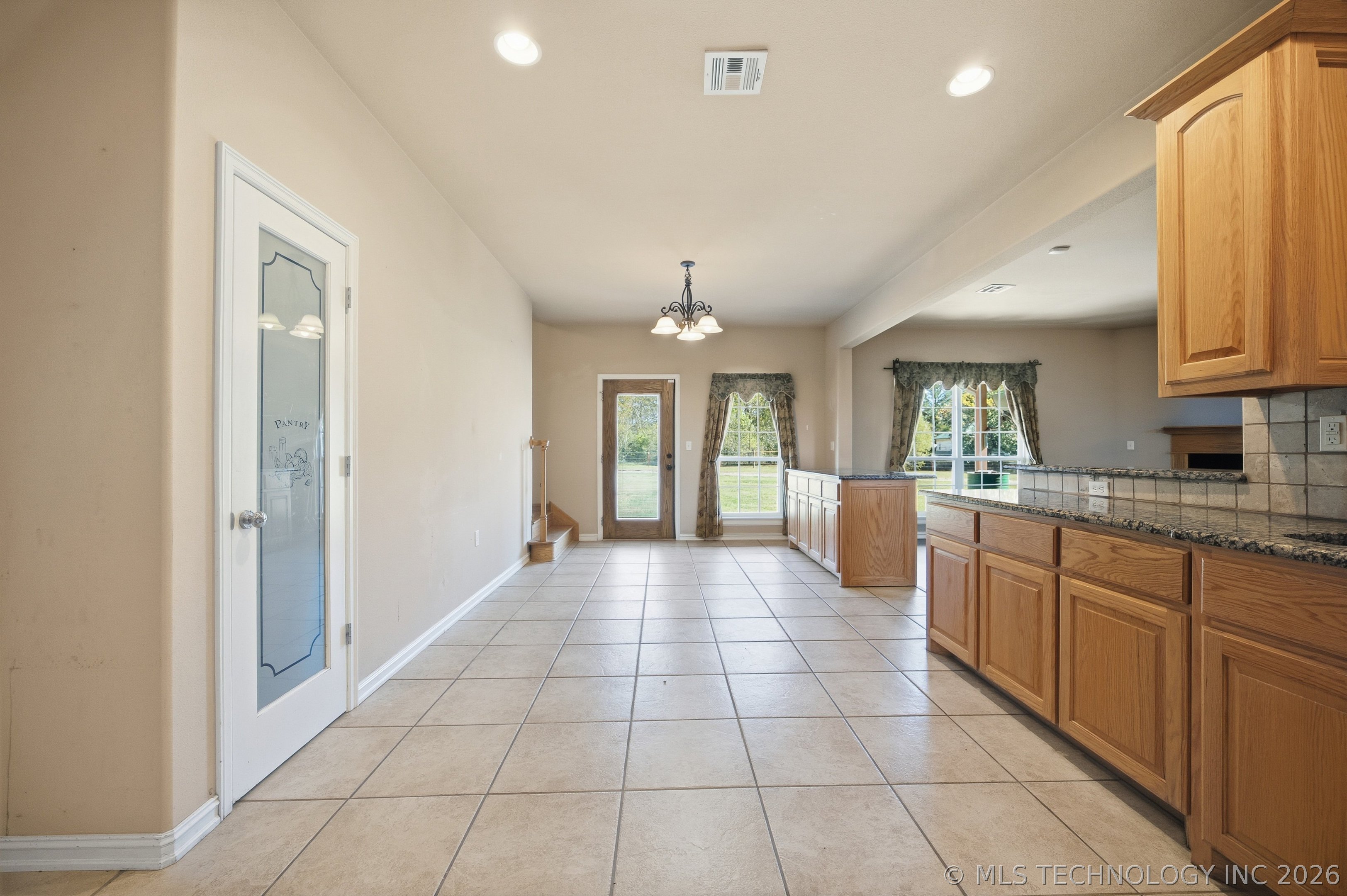 23727 S 413th East Avenue Property Photo 11