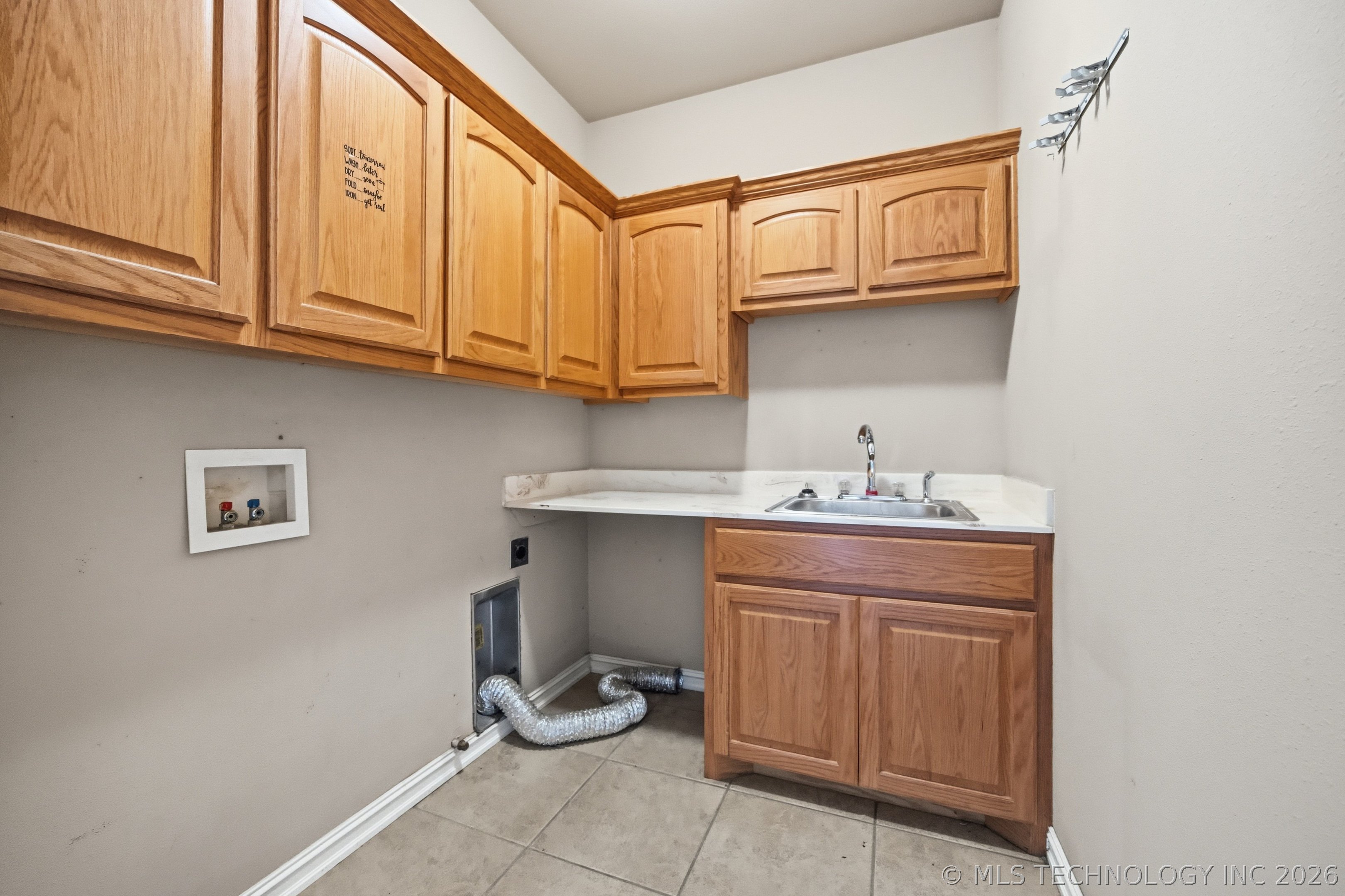 23727 S 413th East Avenue Property Photo 12
