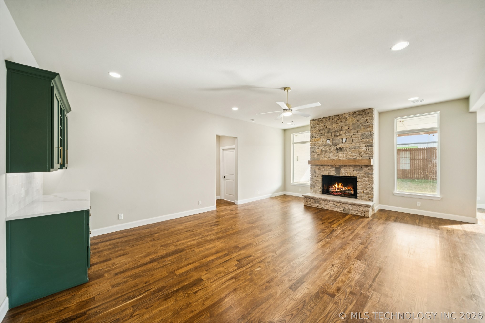 9716 E 132nd Street Property Photo 10