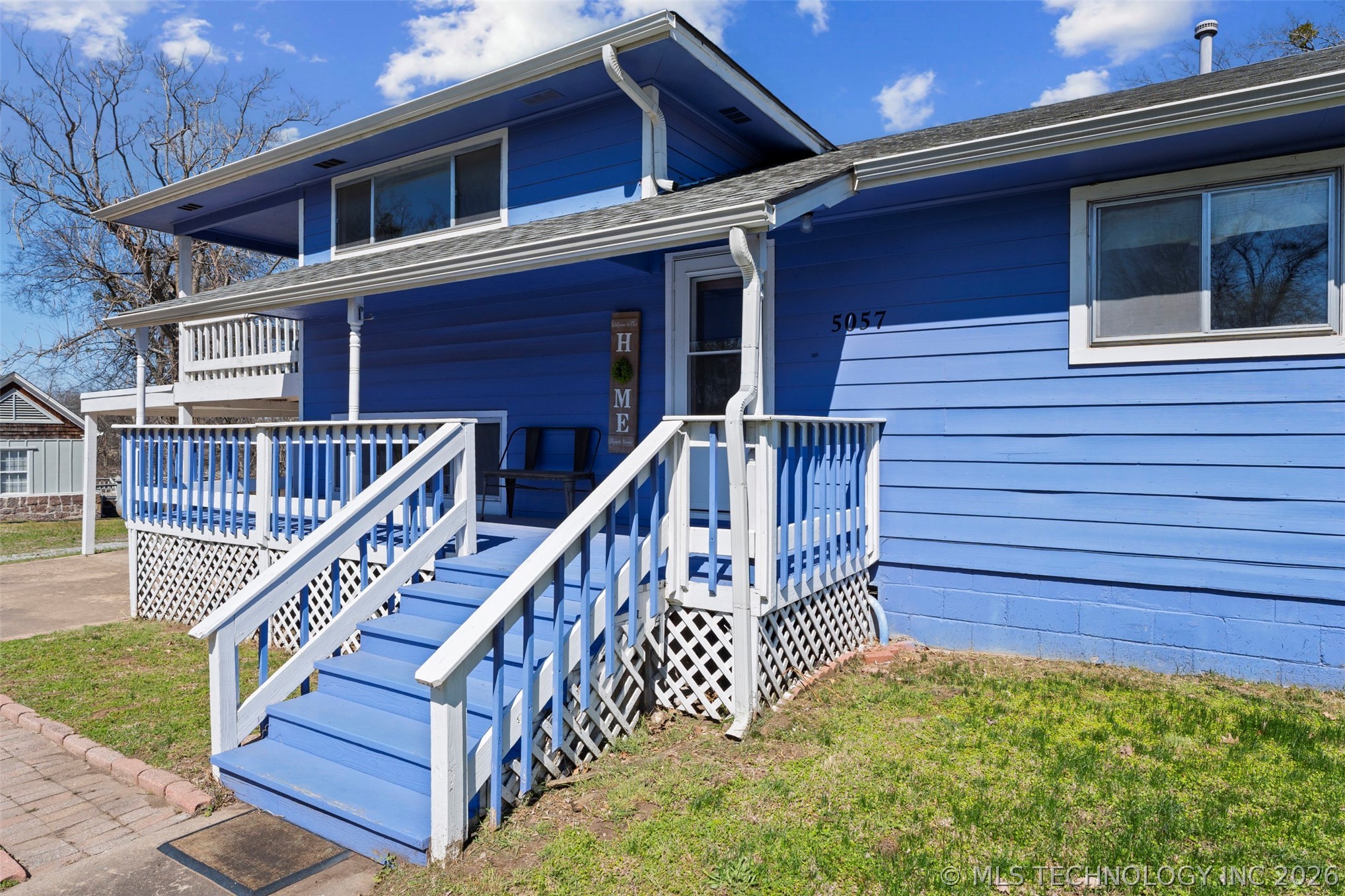 5057 E 425 Road Property Photo 3