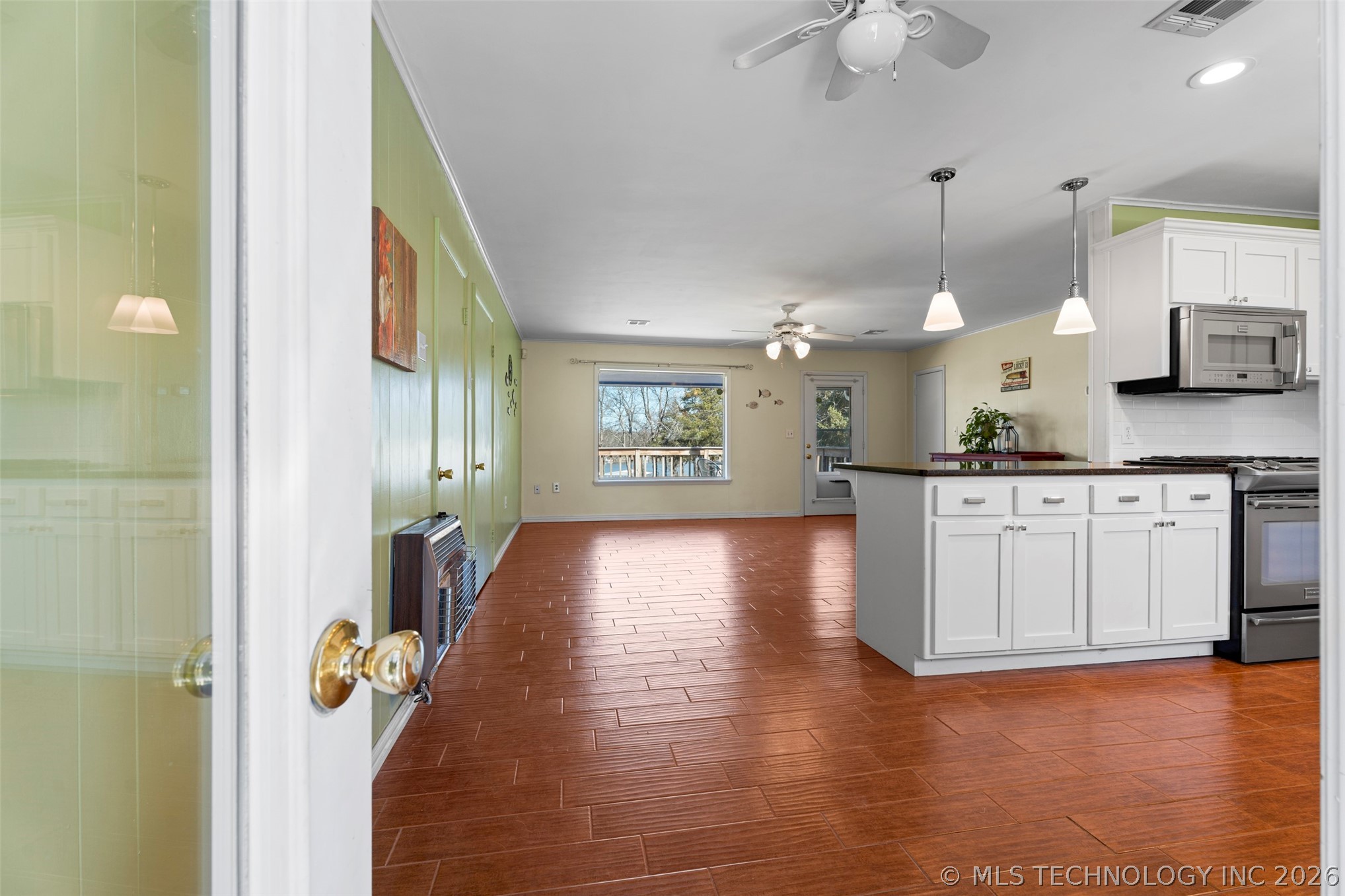 5057 E 425 Road Property Photo 5
