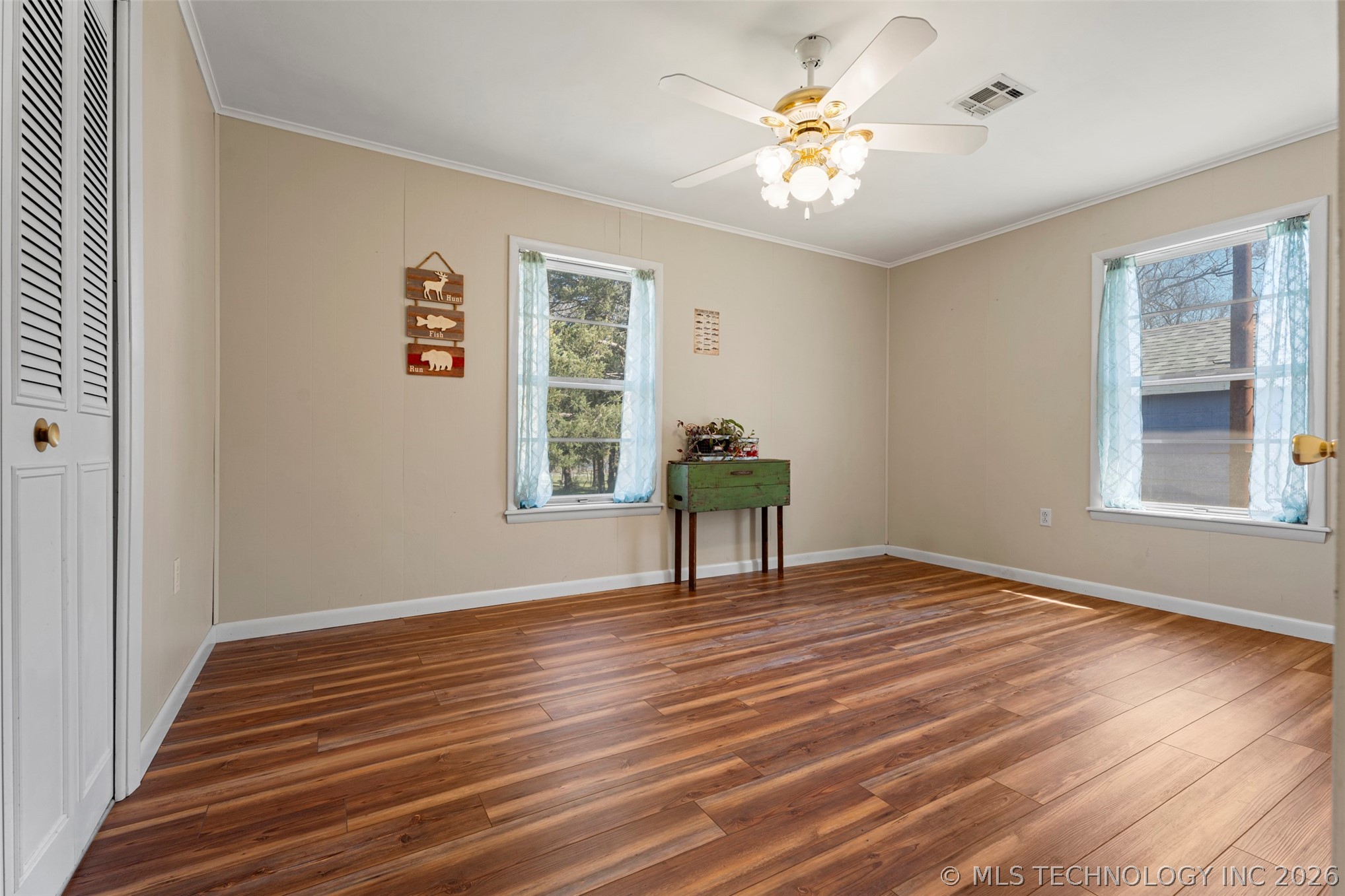 5057 E 425 Road Property Photo 15