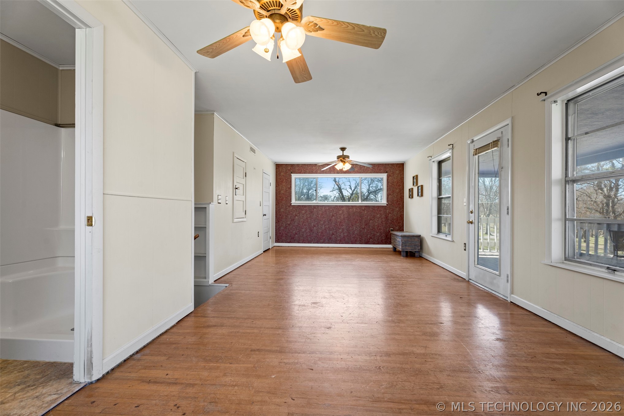 5057 E 425 Road Property Photo 19