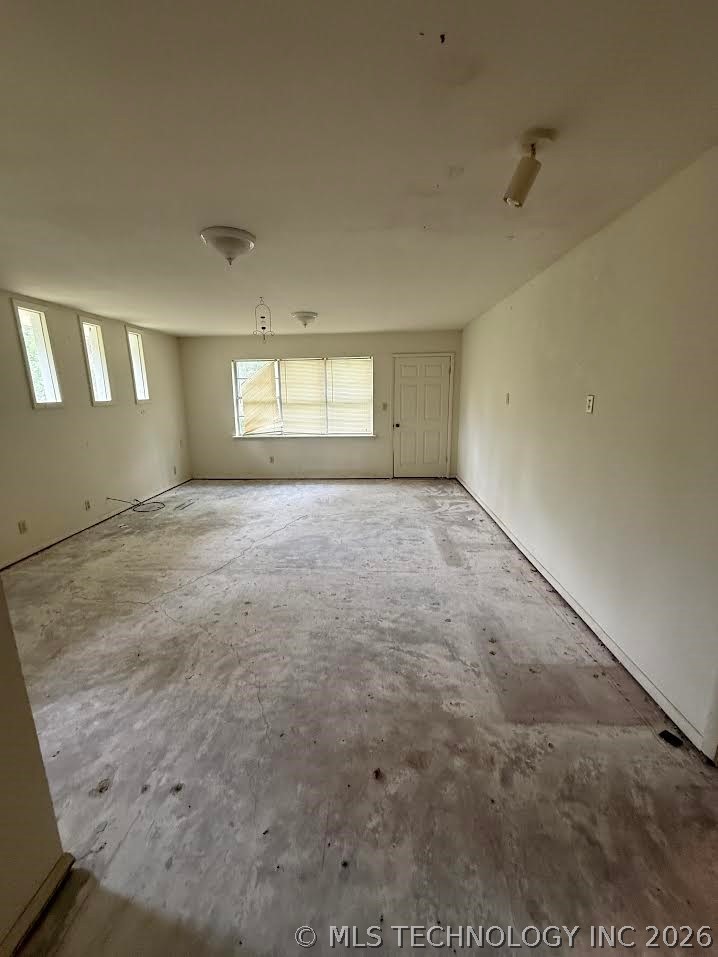 201 Nw Rose Lane Property Photo 34