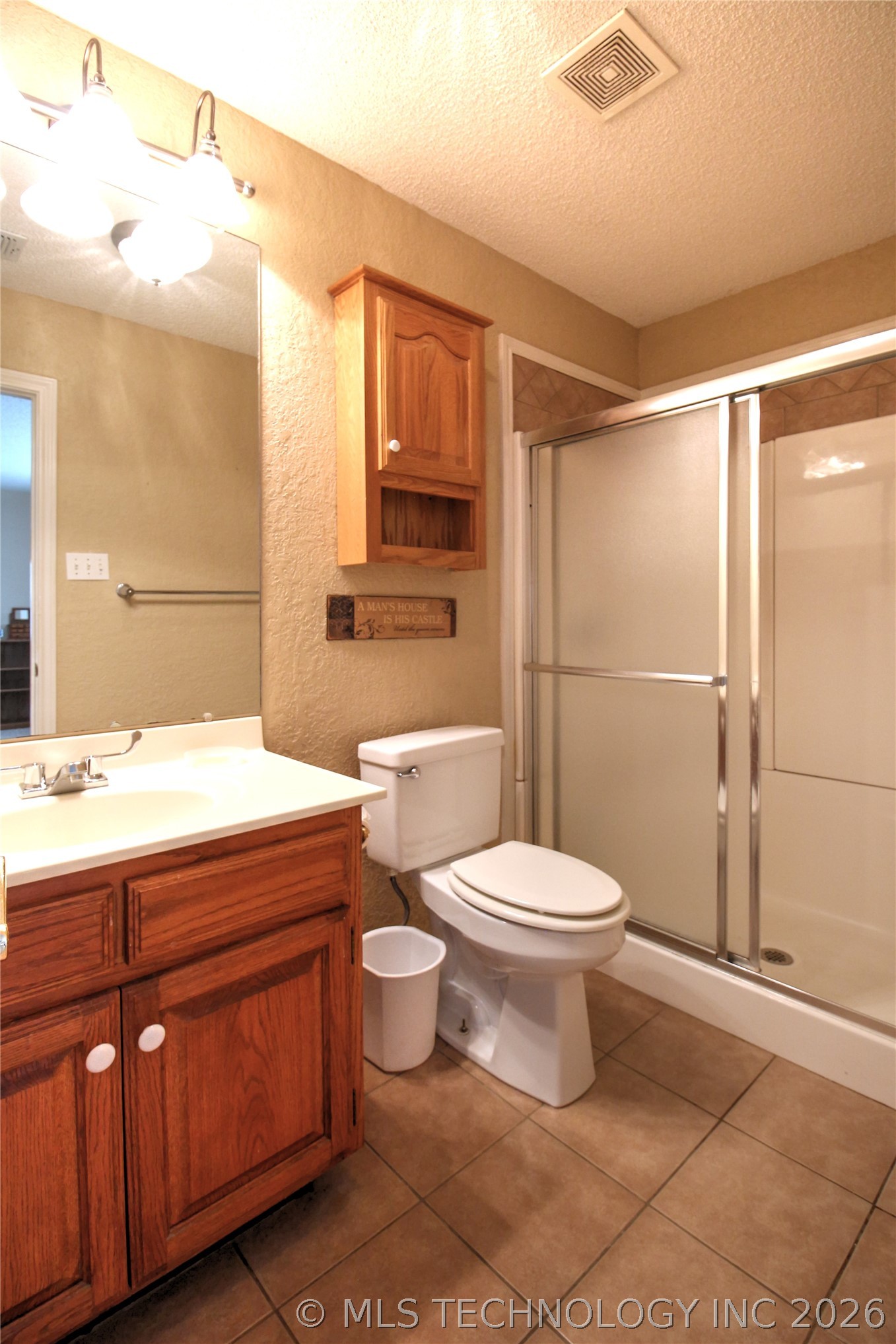 6786 Red Oak Property Photo 7