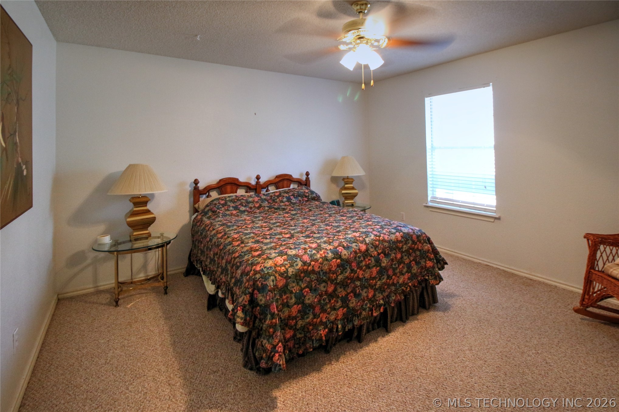 6786 Red Oak Property Photo 10