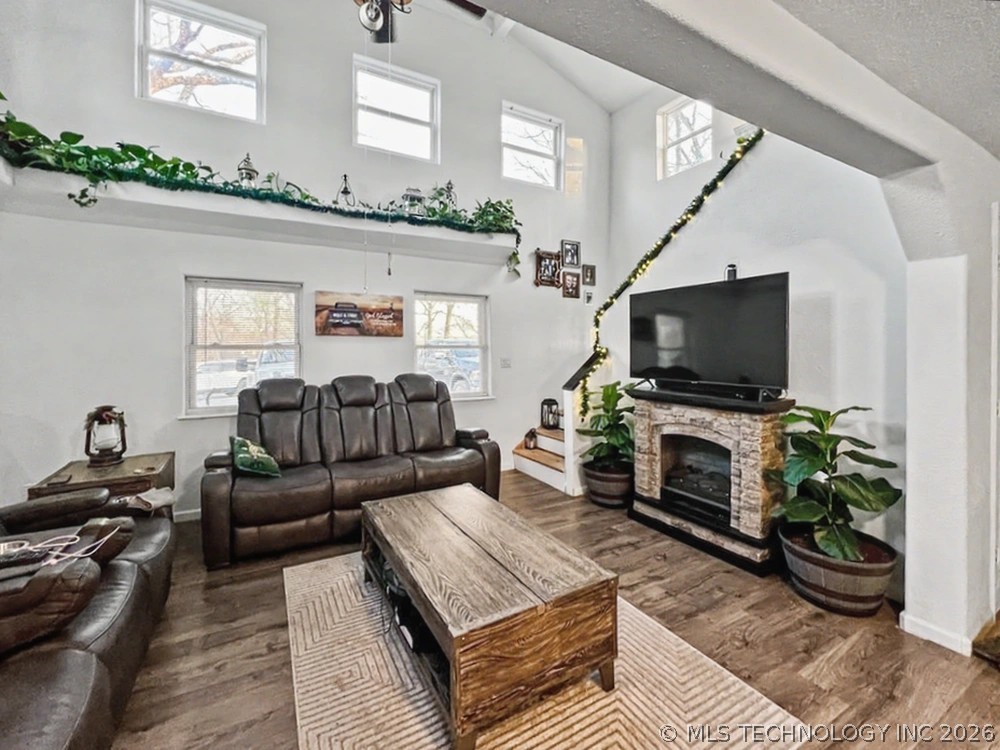 17902 E 688 Road Property Photo 14