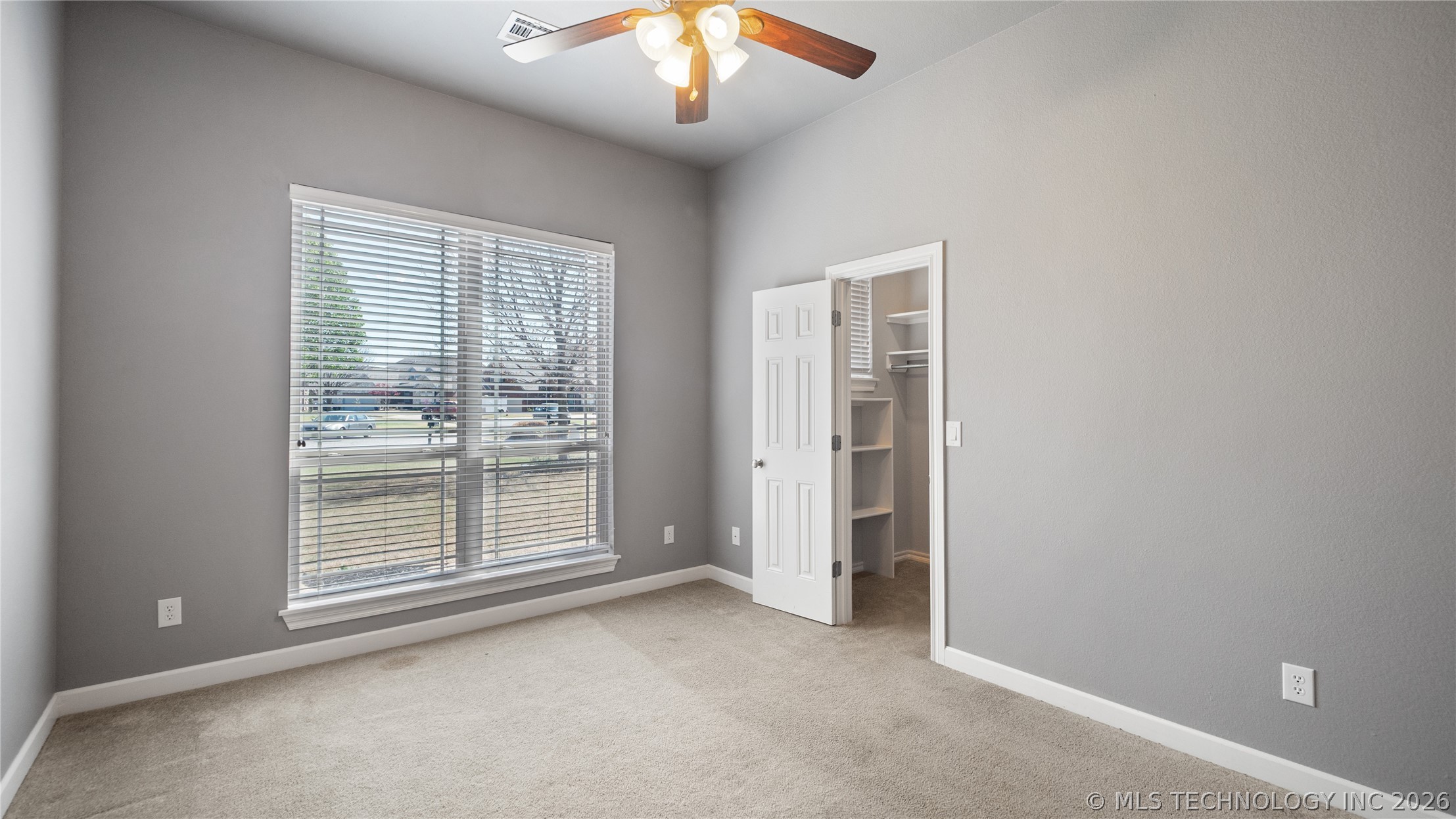 4301 N Walnut Avenue Property Photo 25