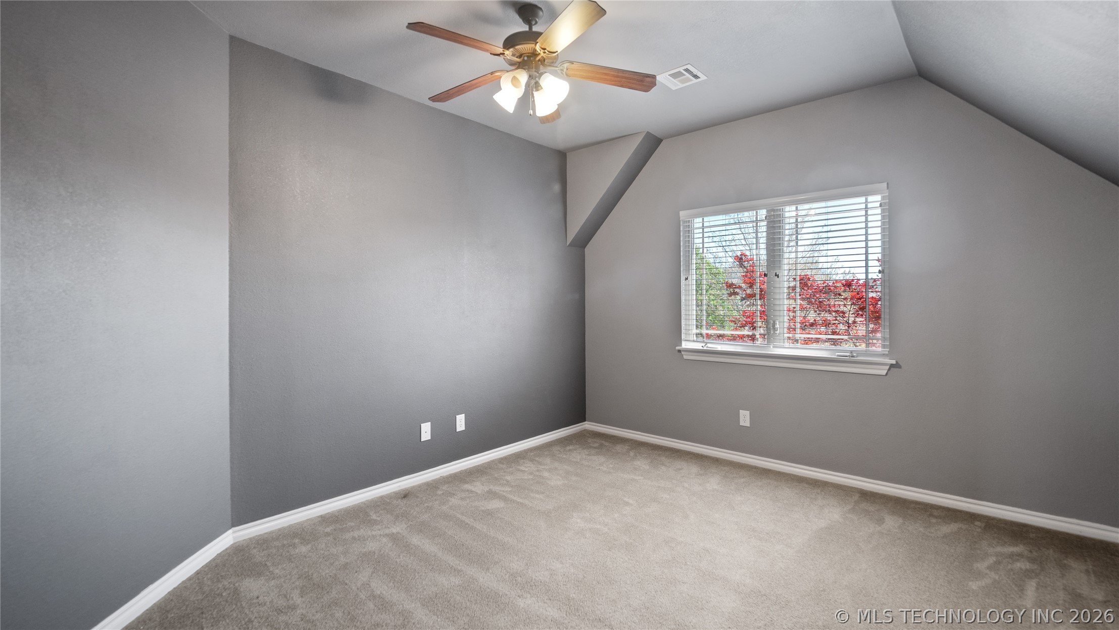4301 N Walnut Avenue Property Photo 37