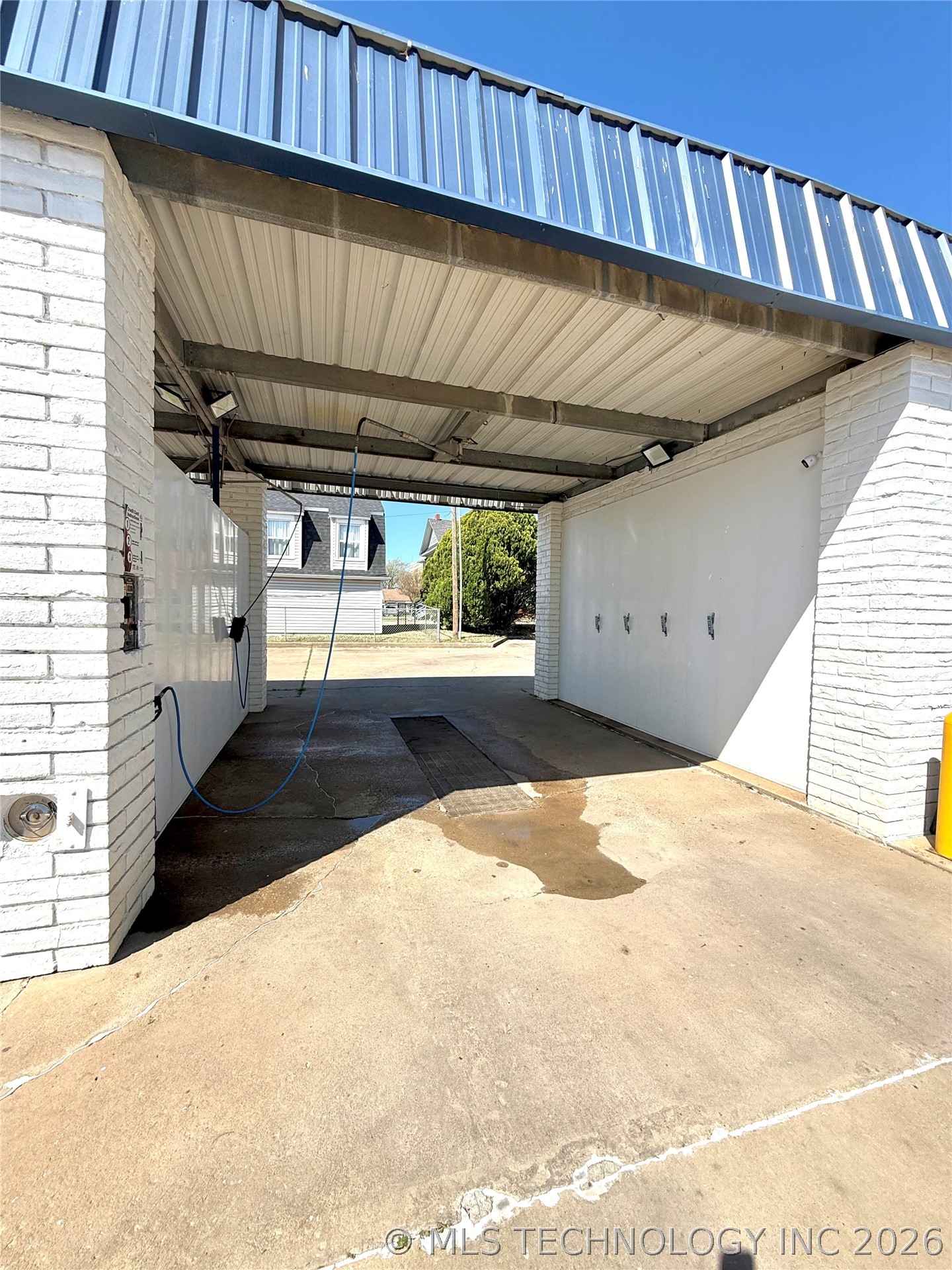 200 S Muskogee Avenue Property Photo 8