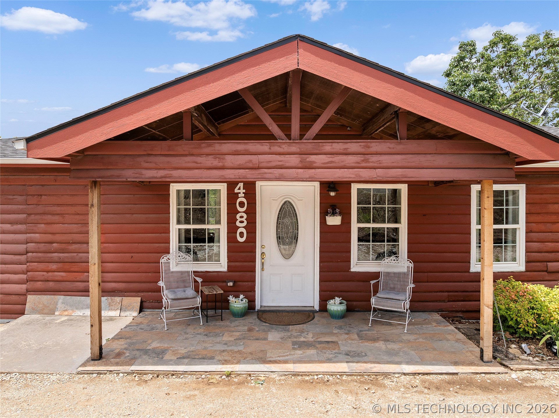 4080 Bud Drive Property Photo 3