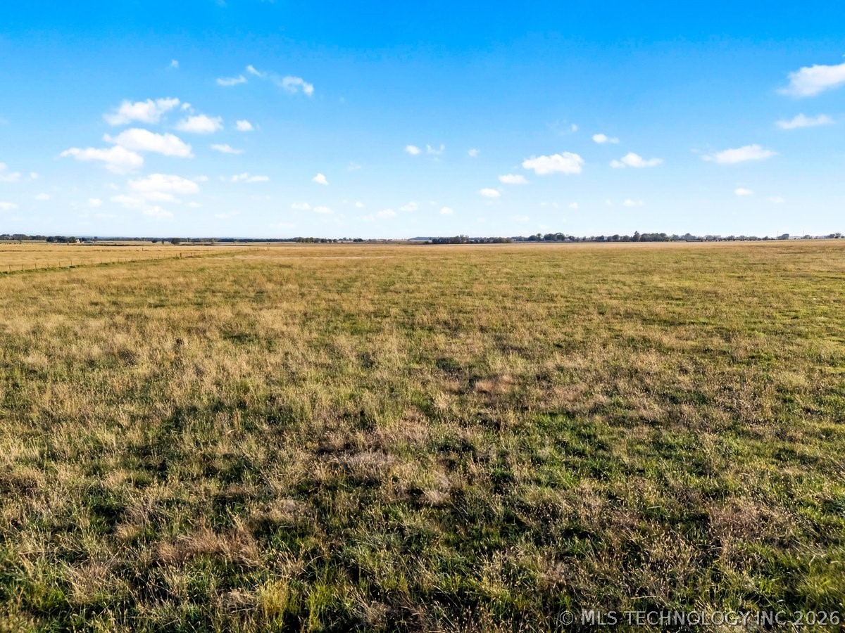 4 E 330 Road Property Photo 15