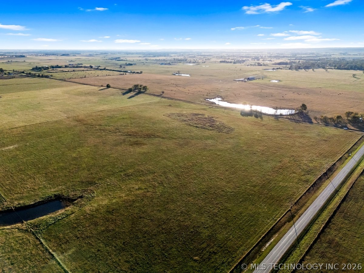 4 E 330 Road Property Photo 18
