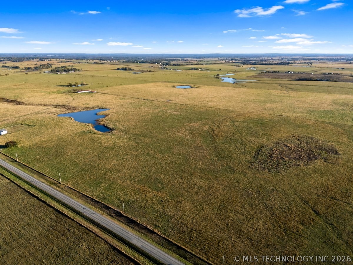 4 E 330 Road Property Photo 20