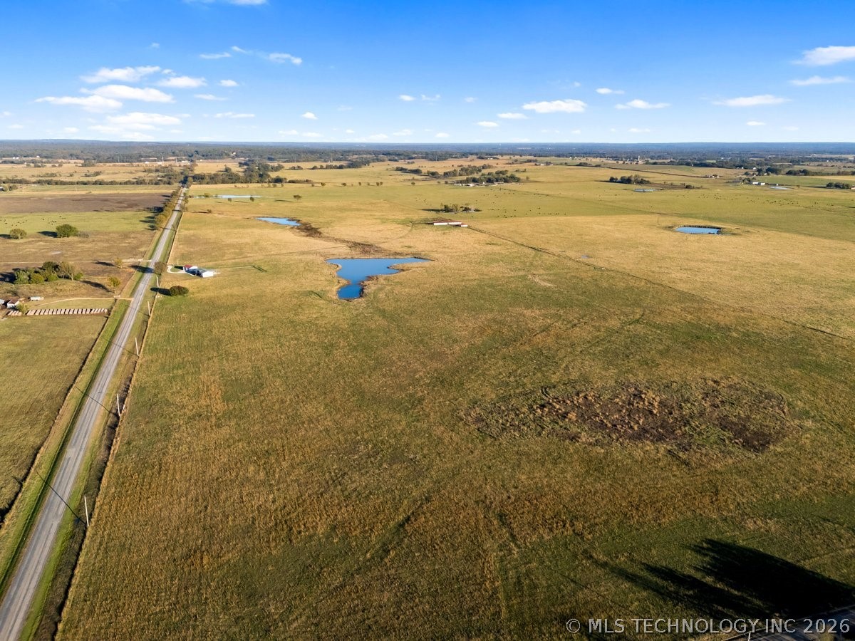 4 E 330 Road Property Photo 21
