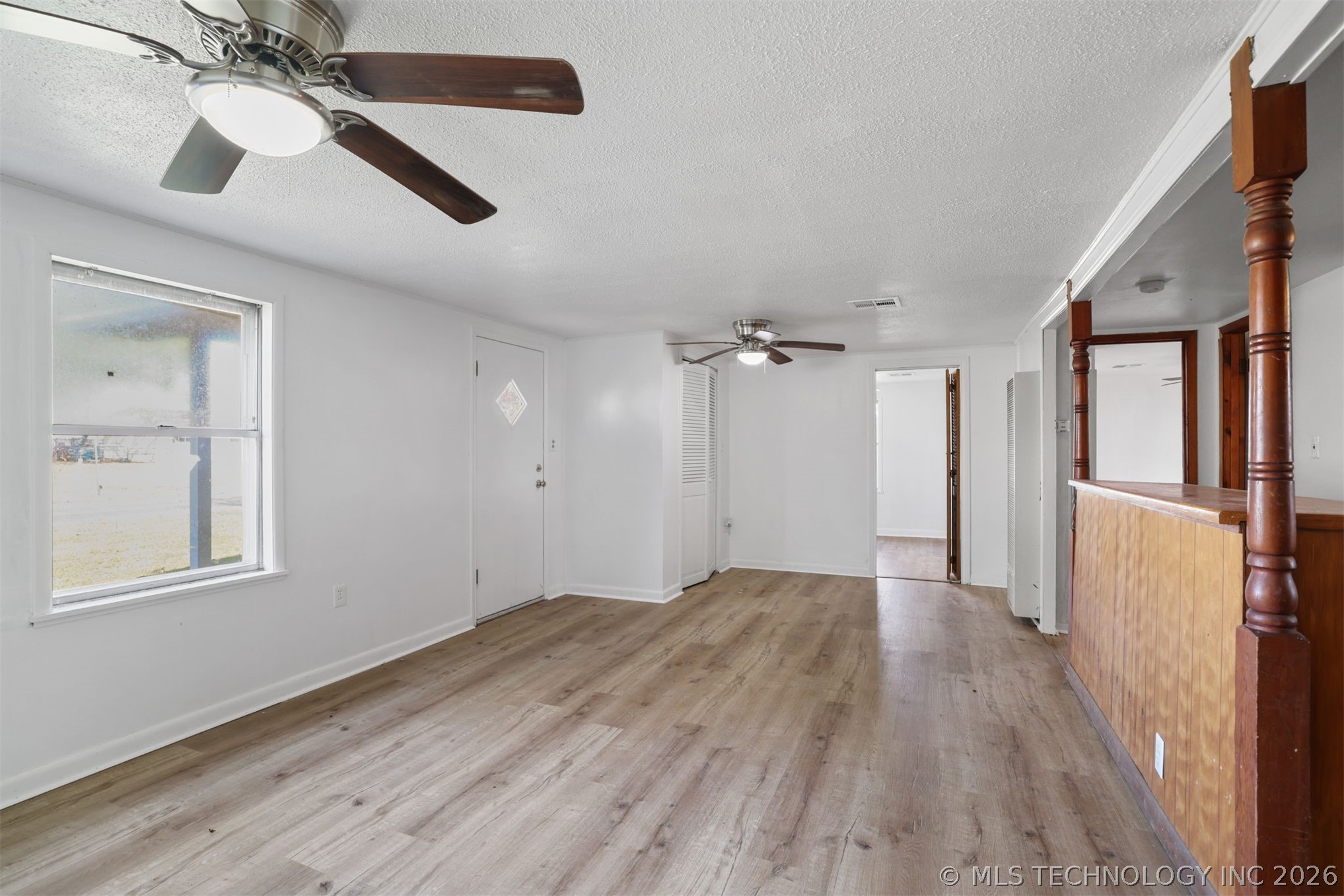 610 E Mckennon Property Photo 4