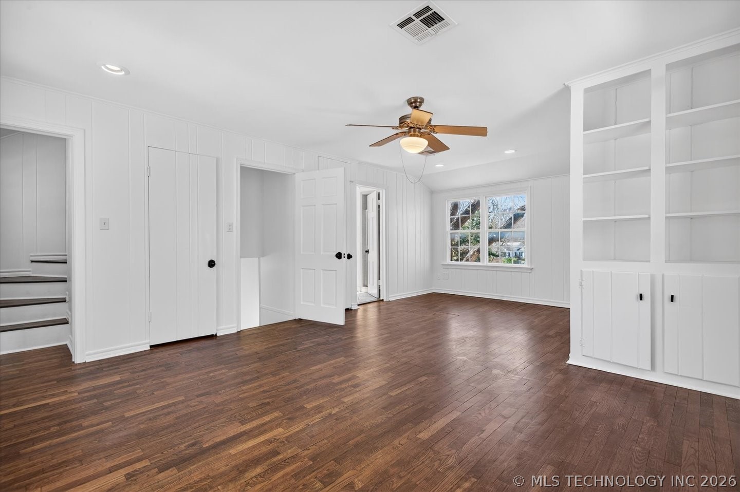 1417 Hillcrest Drive Property Photo 18