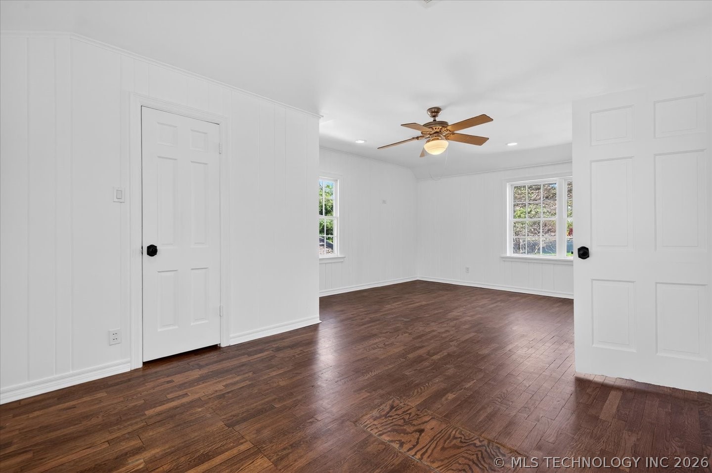 1417 Hillcrest Drive Property Photo 19