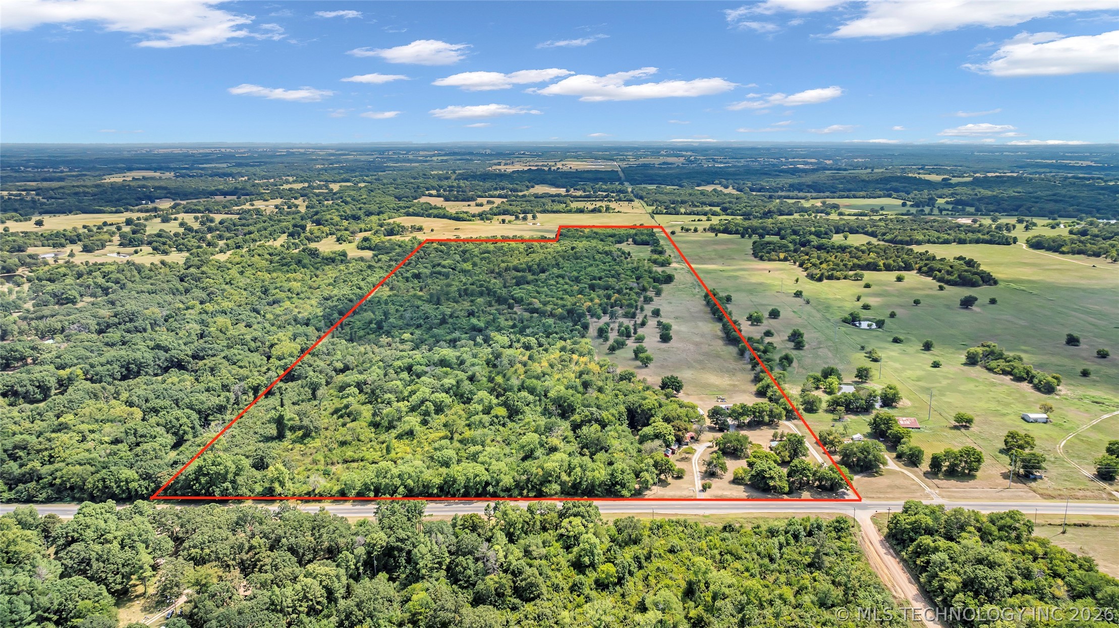 36977 Hwy 70 Property Photo 2