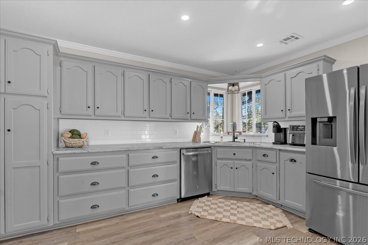7122 E 100th Place Property Photo 16