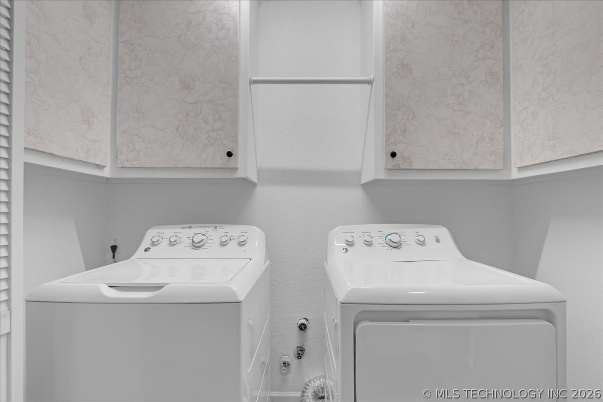 7122 E 100th Place Property Photo 34