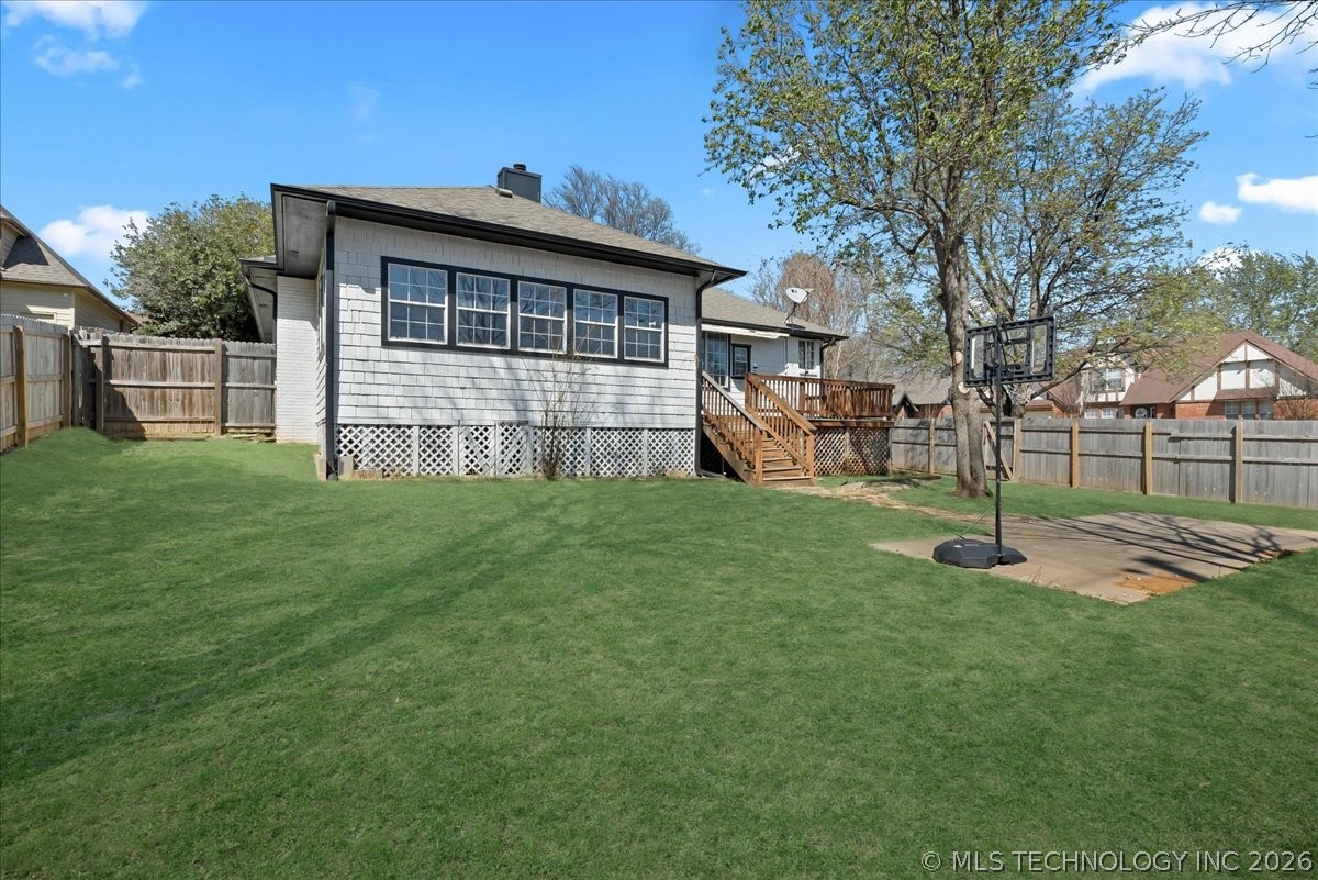 7122 E 100th Place Property Photo 44
