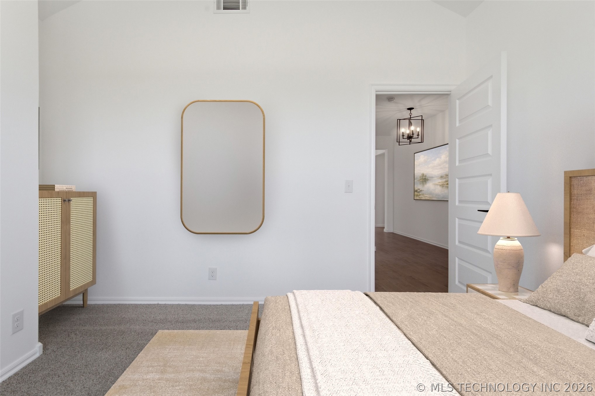 5010 N Walnut Avenue Property Photo 5
