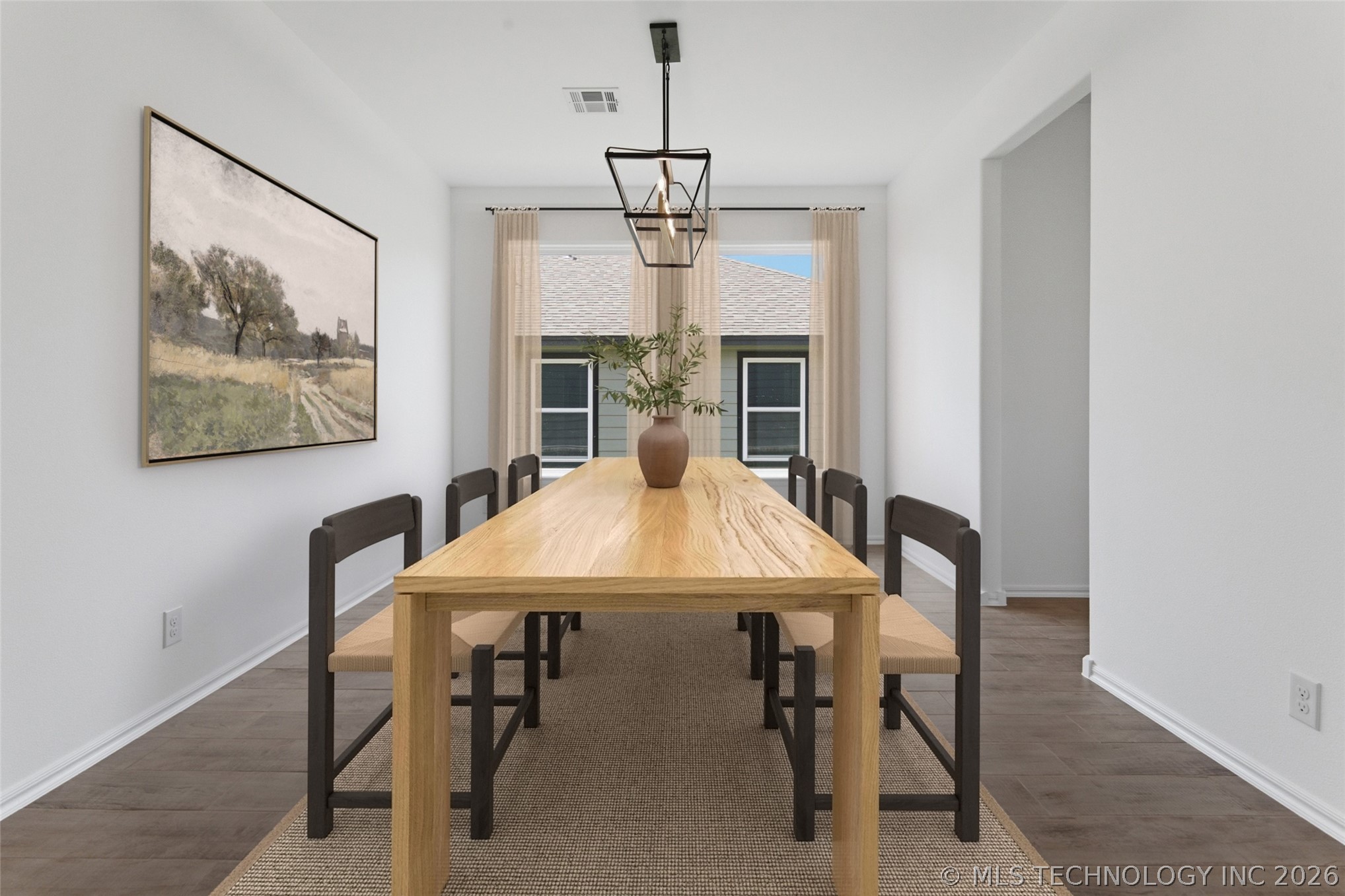 5010 N Walnut Avenue Property Photo 11