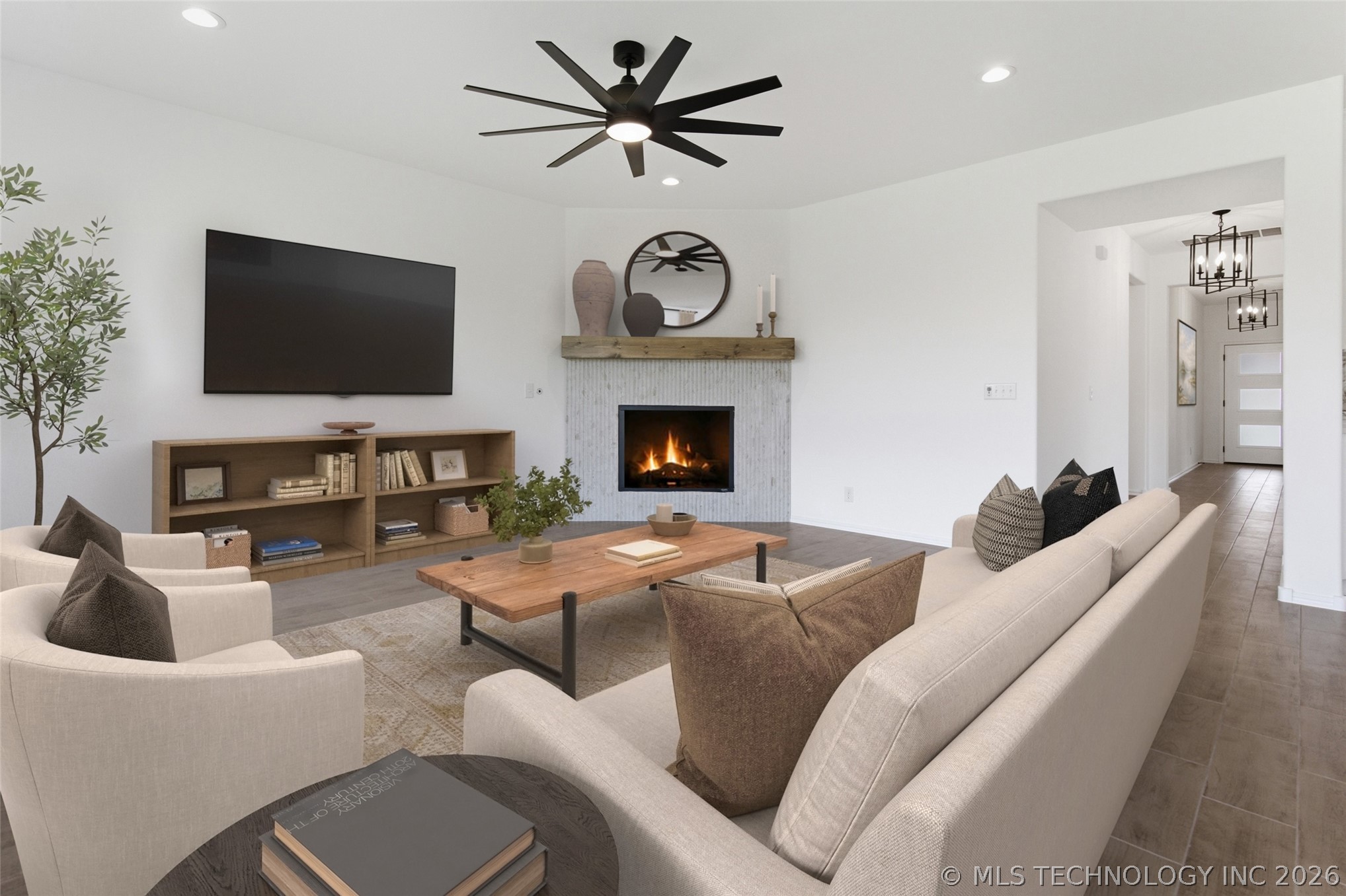 5010 N Walnut Avenue Property Photo 19