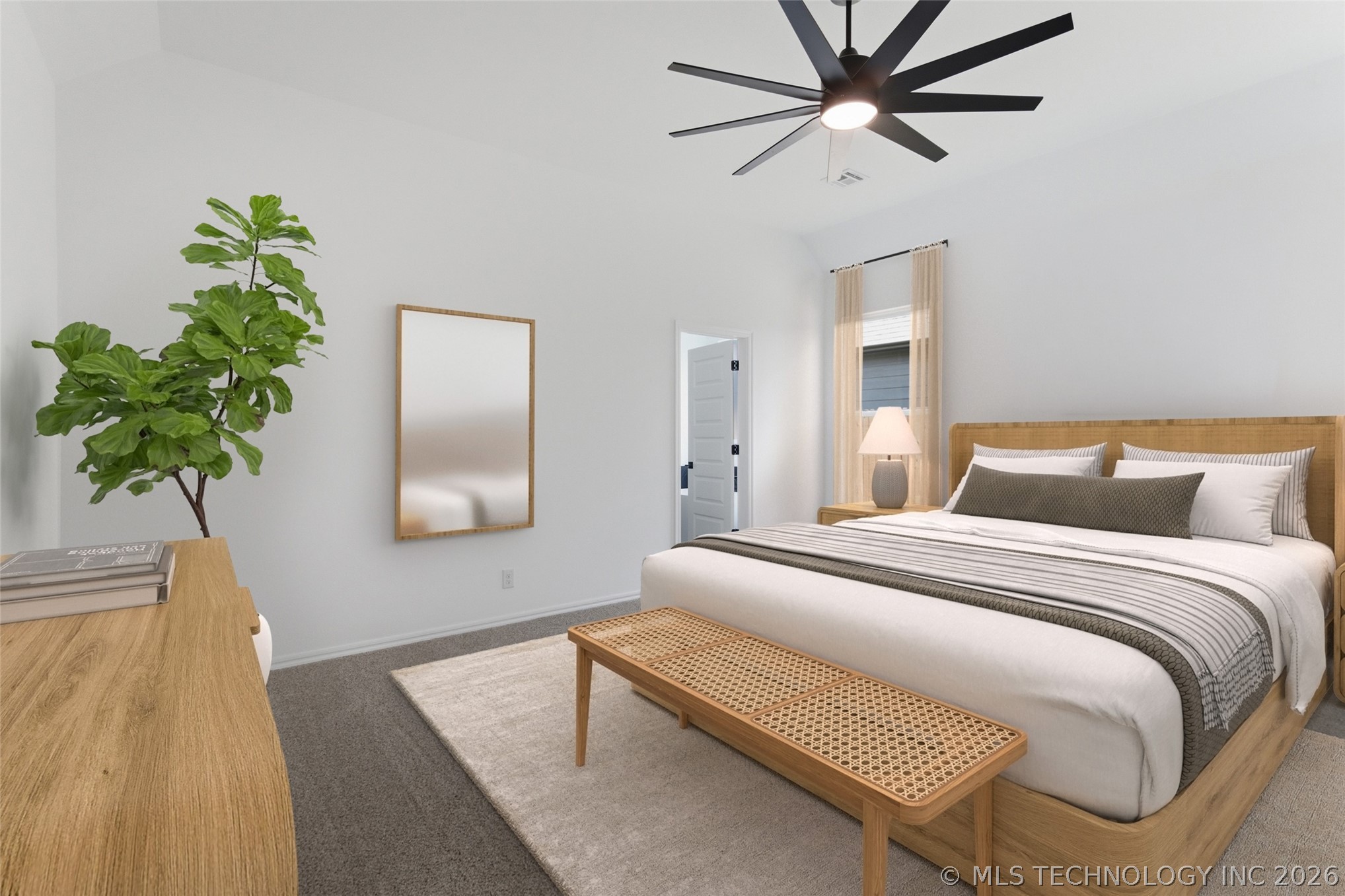 5010 N Walnut Avenue Property Photo 21