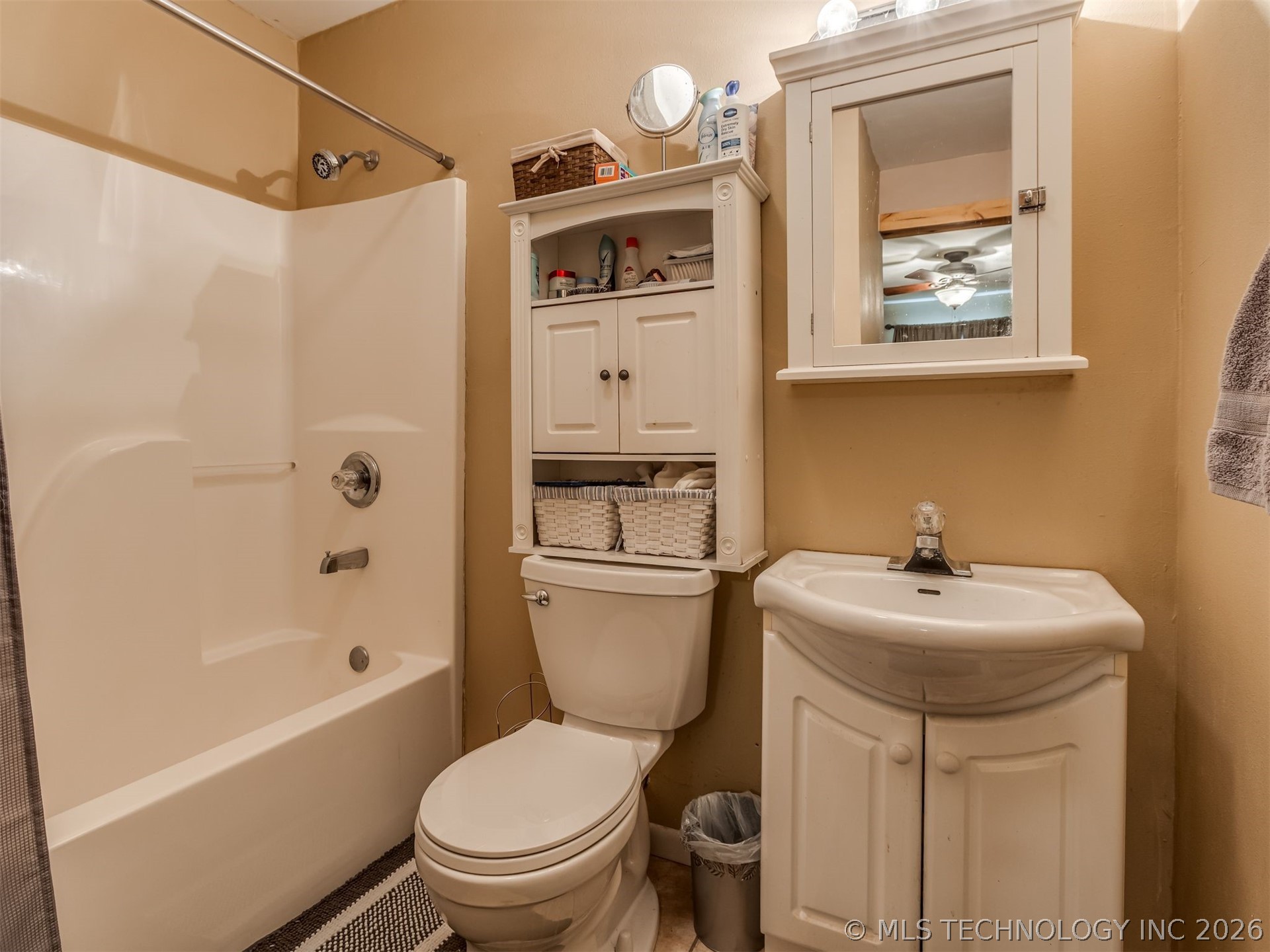 115907 S 4197 Property Photo 22