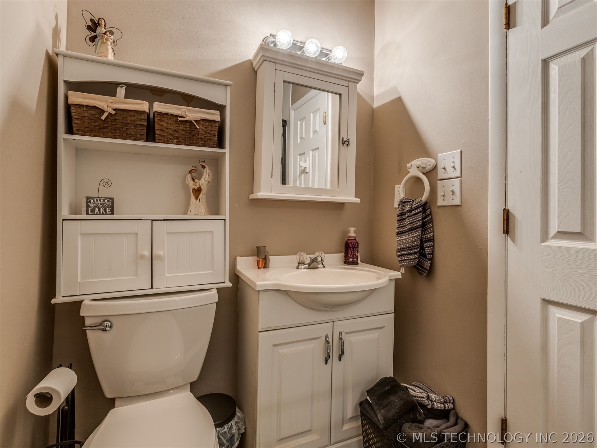 115907 S 4197 Property Photo 28