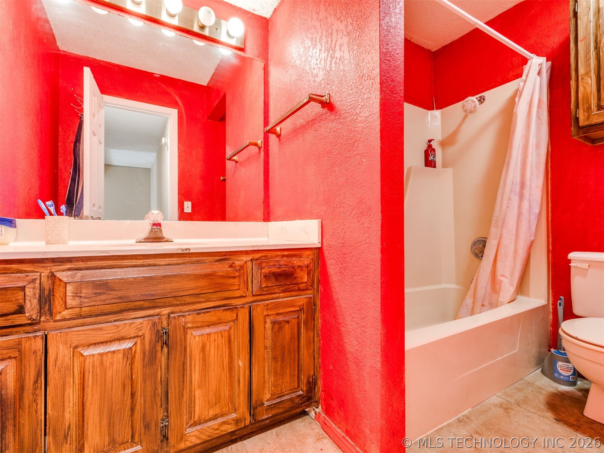 13025 E 28th Place Property Photo 18