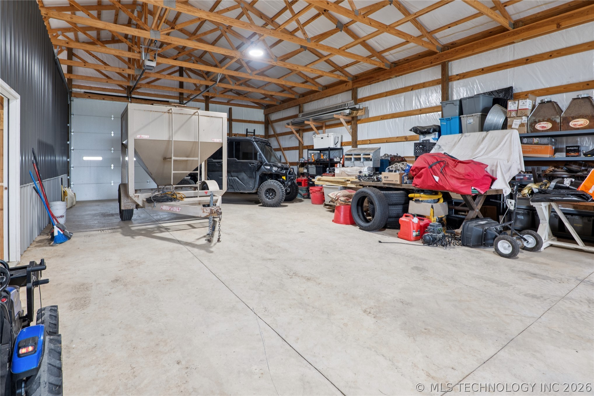 195 Cardell Property Photo 25