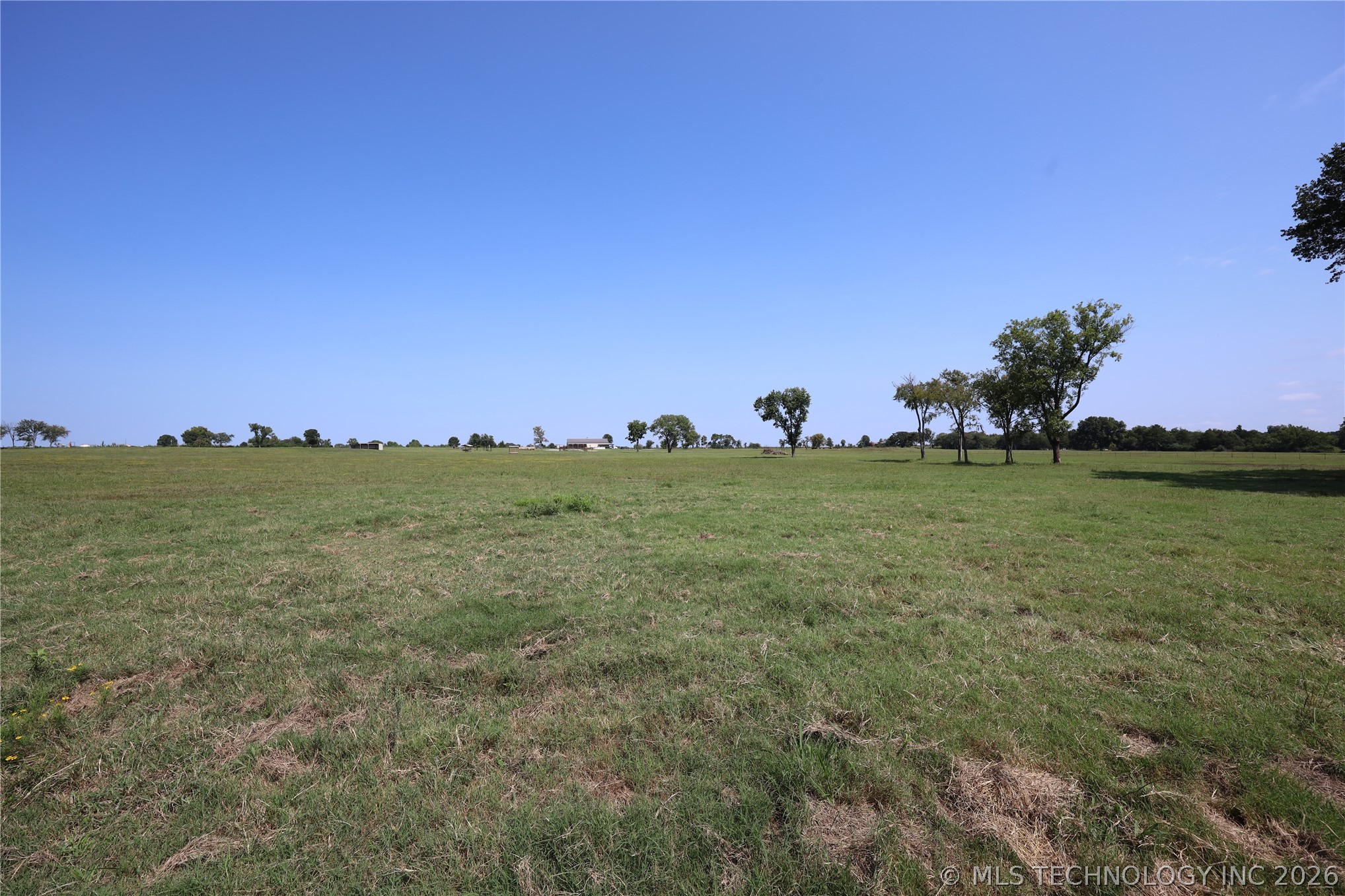 195 Cardell Property Photo 49