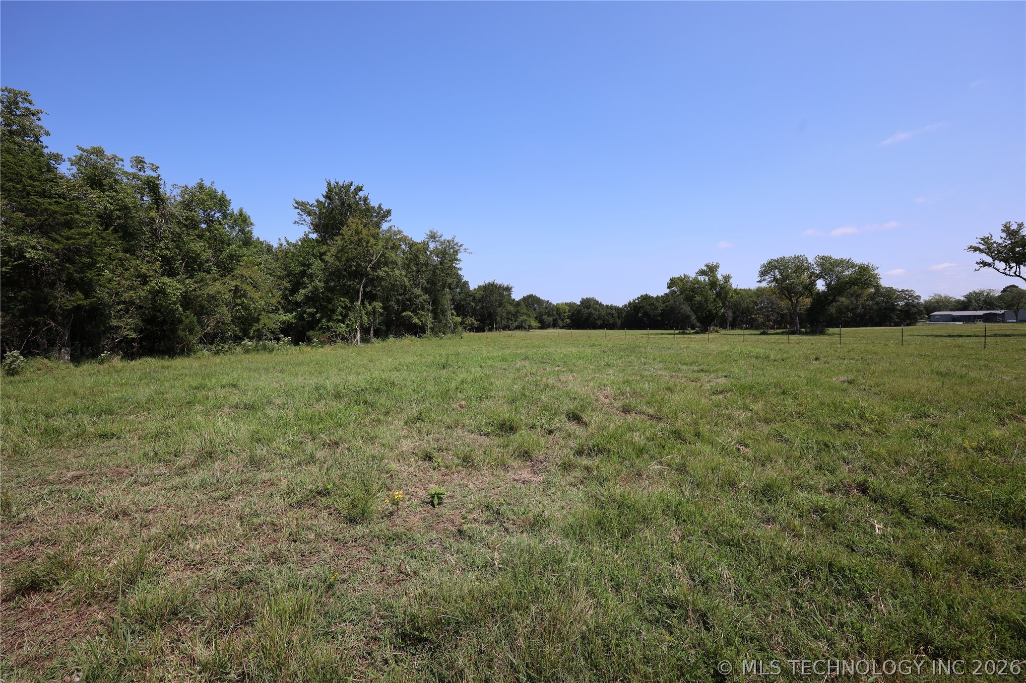 195 Cardell Property Photo 58