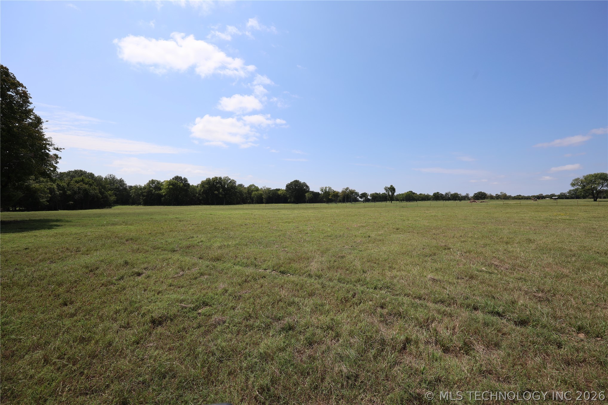 195 Cardell Property Photo 60