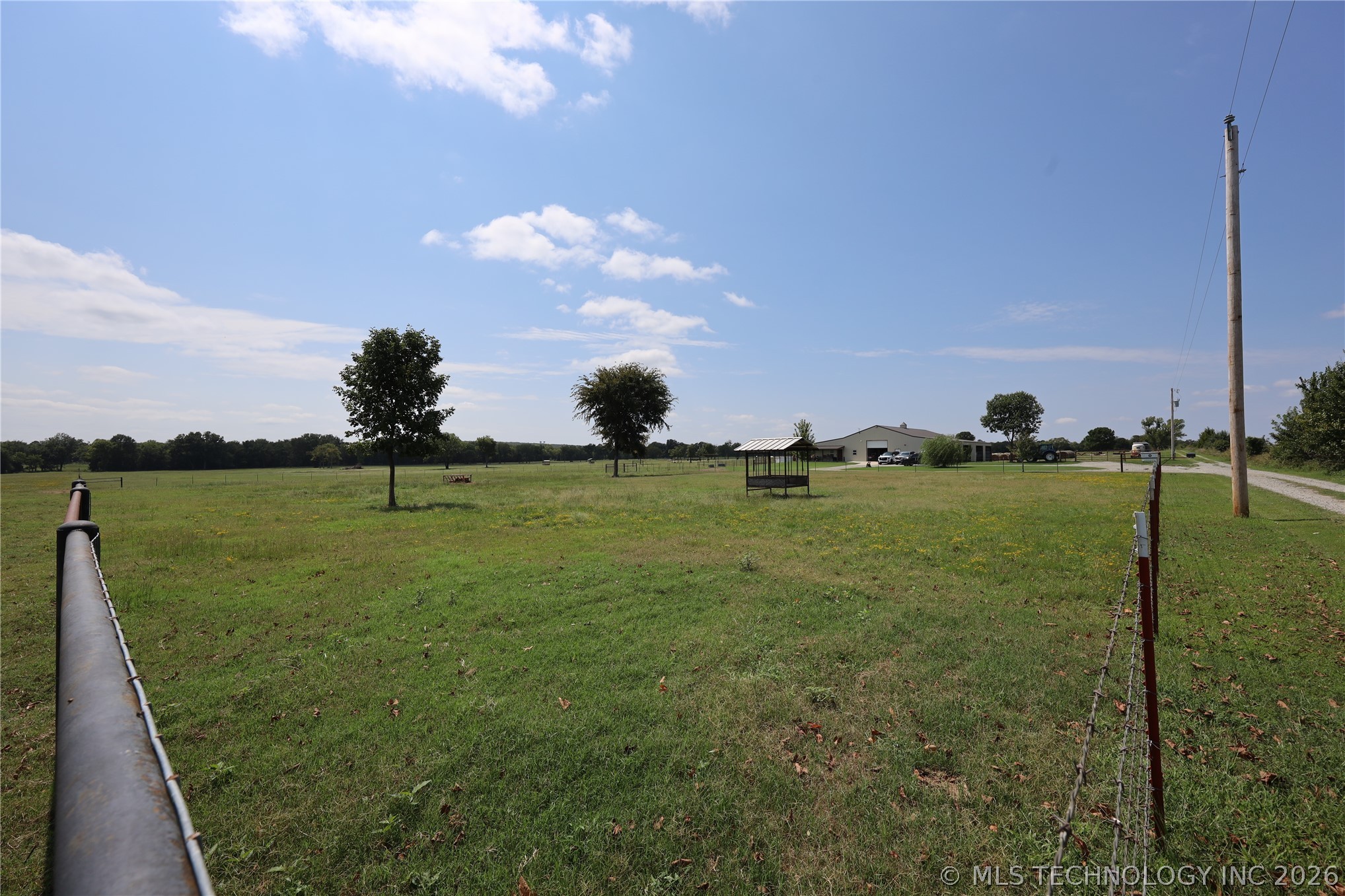 195 Cardell Property Photo 63