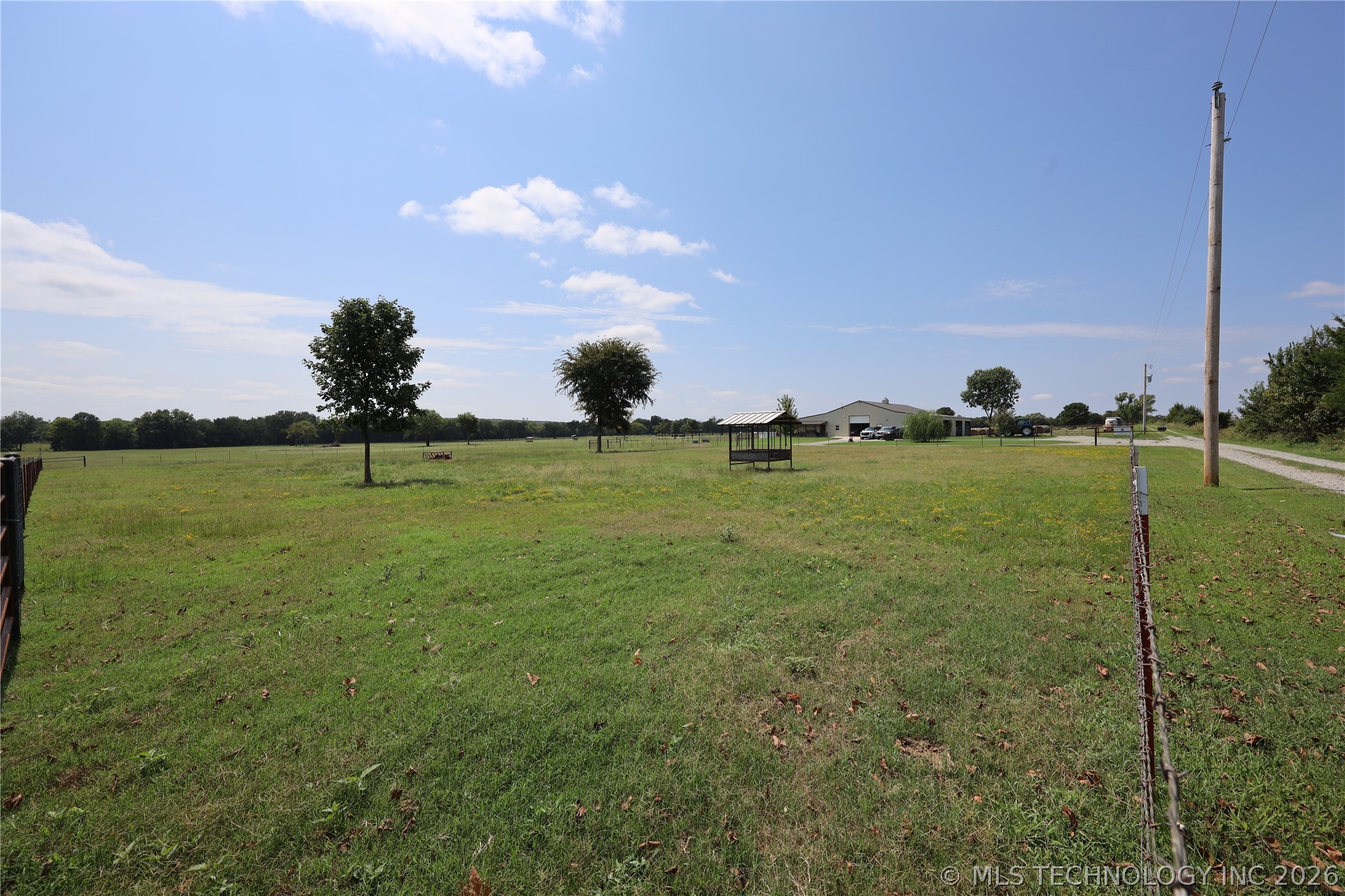 195 Cardell Property Photo 64
