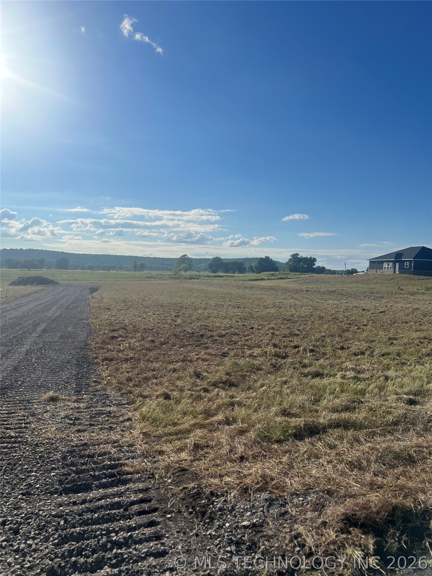 16990 W 829 Road Property Photo 5