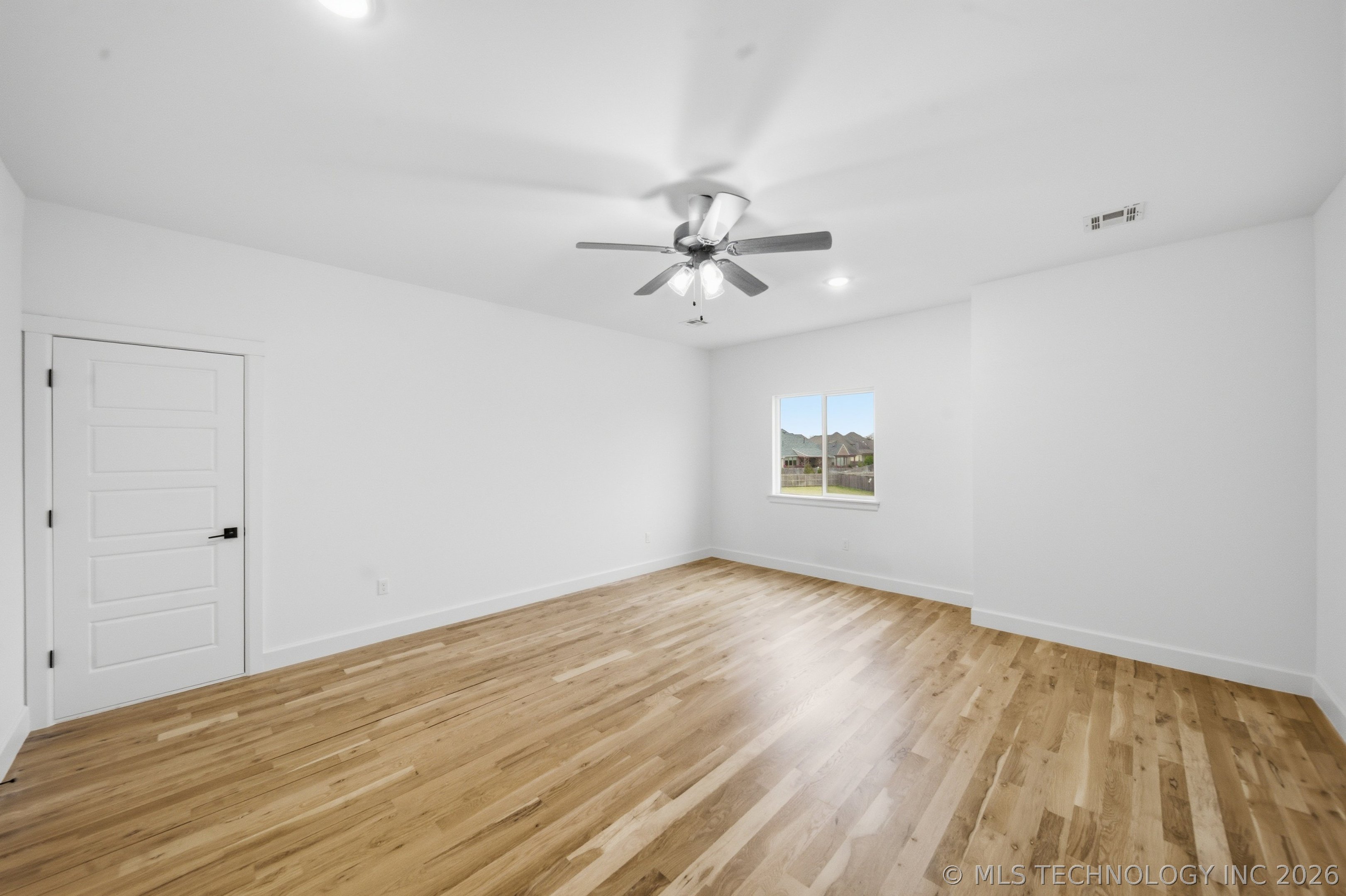 13644 S 28th Street Property Photo 33