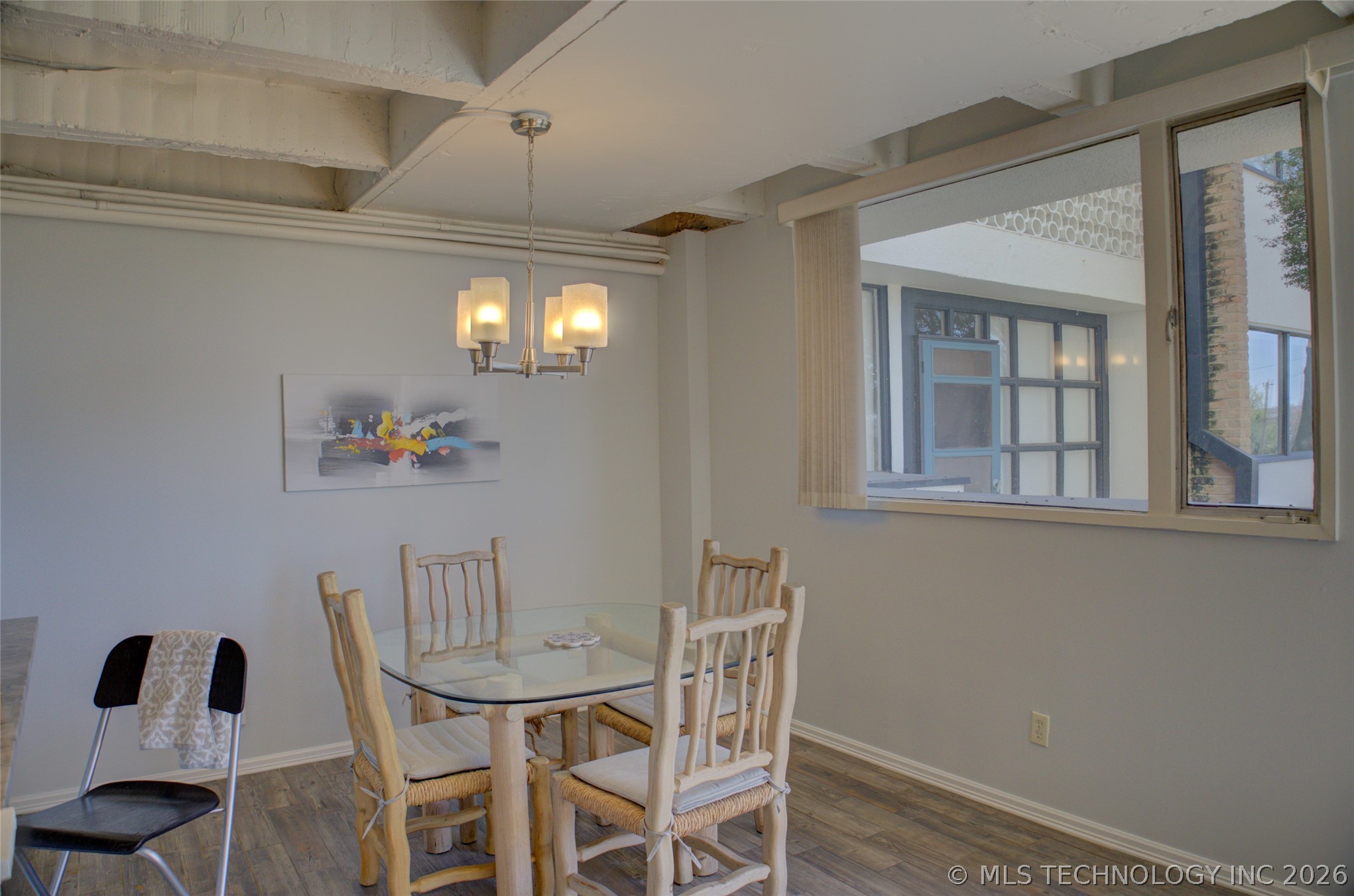 611 W 15th Street E1 Property Photo 9