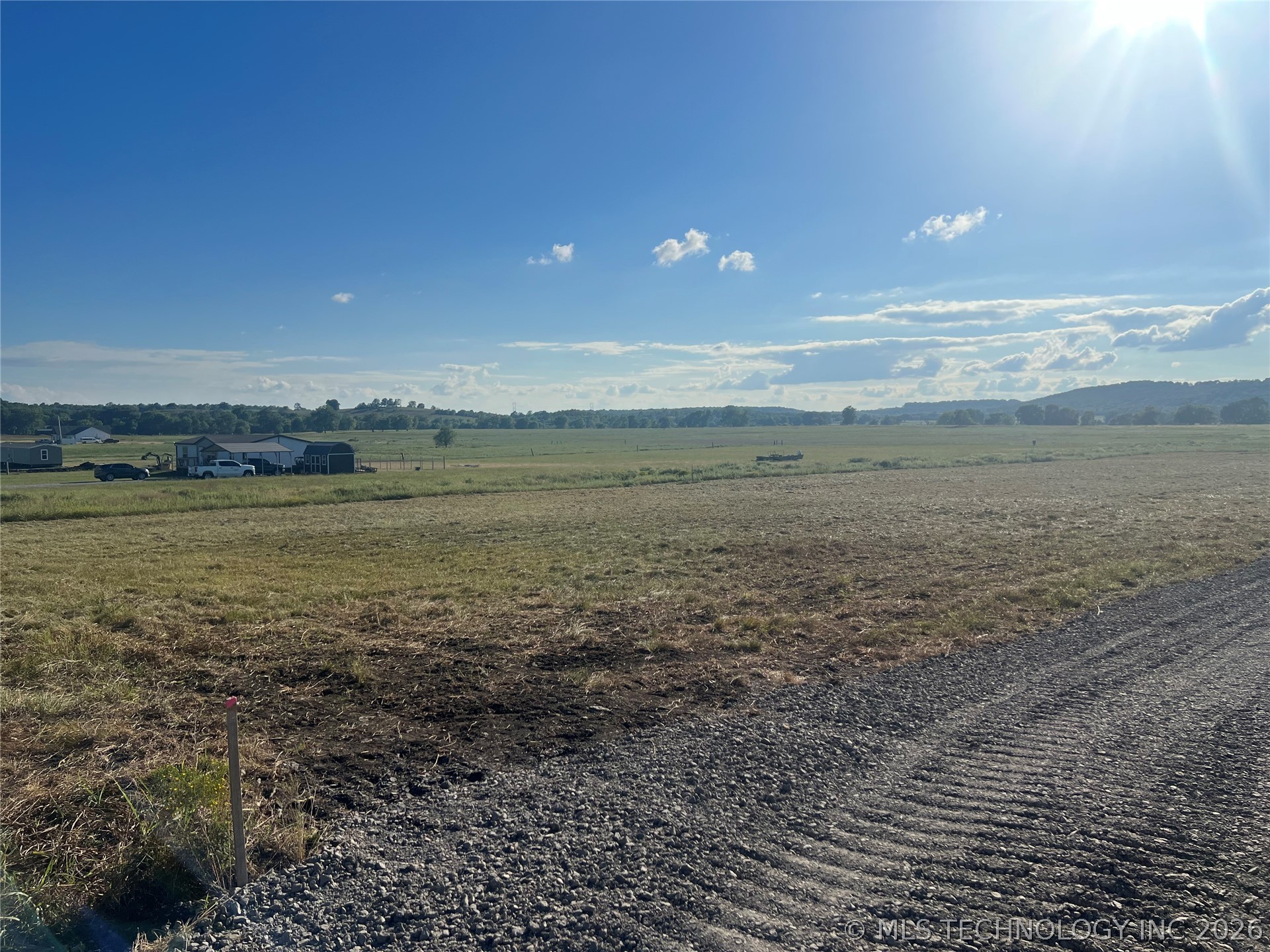 16991 W 829 Road Property Photo 5