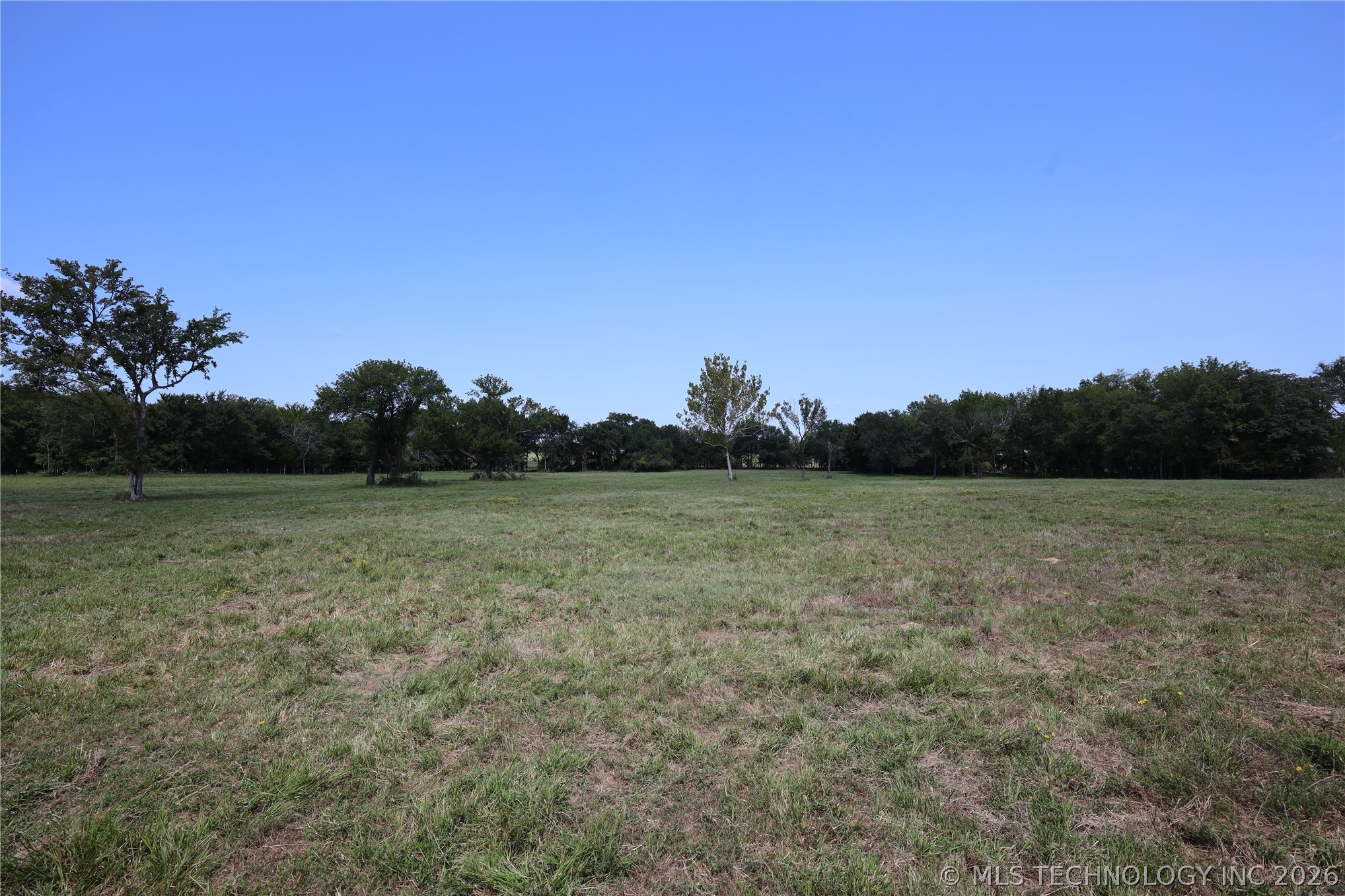 1 Cardell Way Property Photo 5