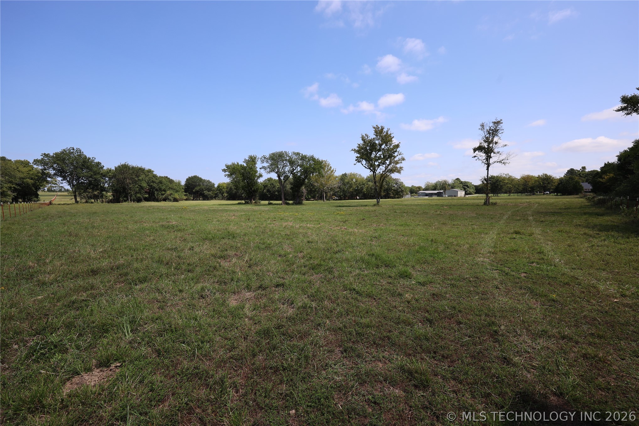 1 Cardell Way Property Photo 8