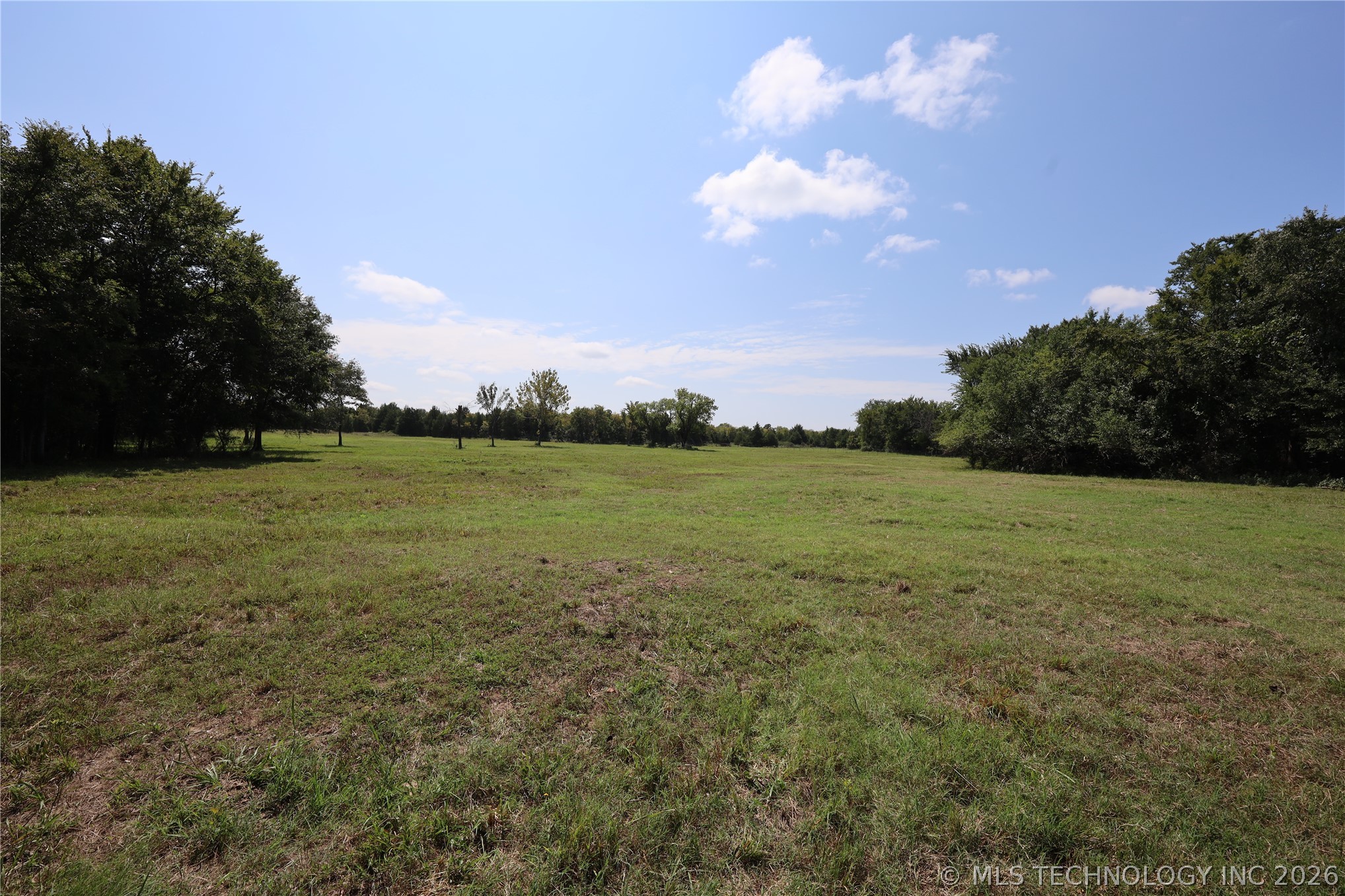 1 Cardell Way Property Photo 16