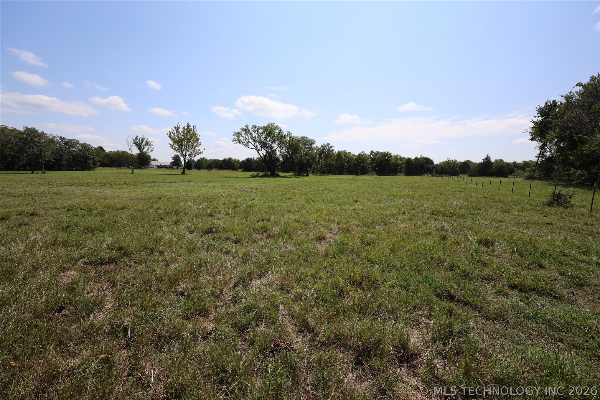 1 Cardell Way Property Photo 17