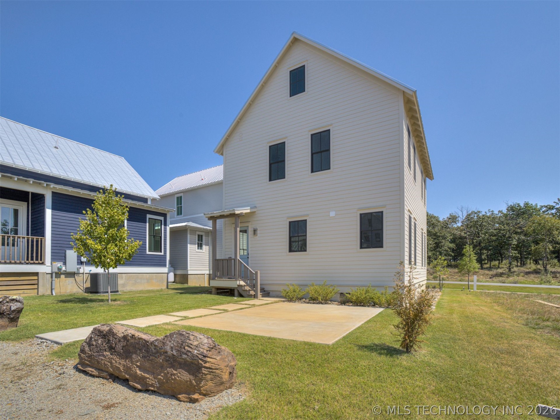 36 Hill Street Property Photo 50