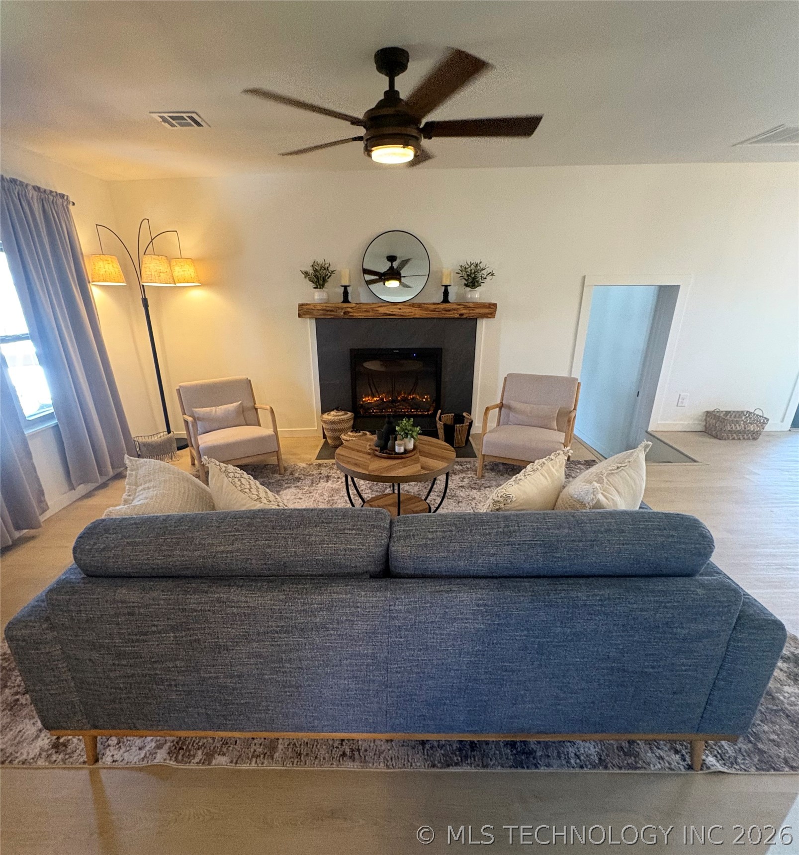 29220 S Ranch Lane Property Photo 8