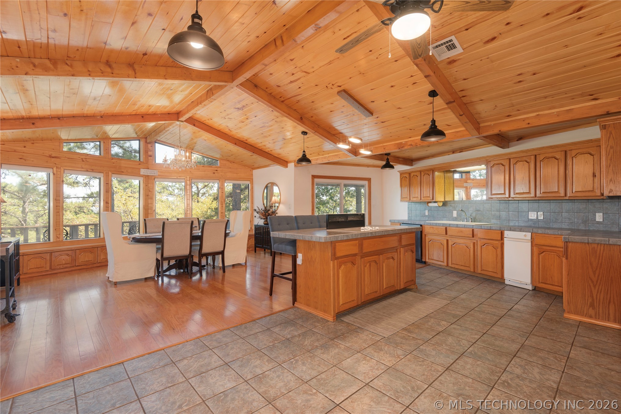 5016 Kw Property Photo 12